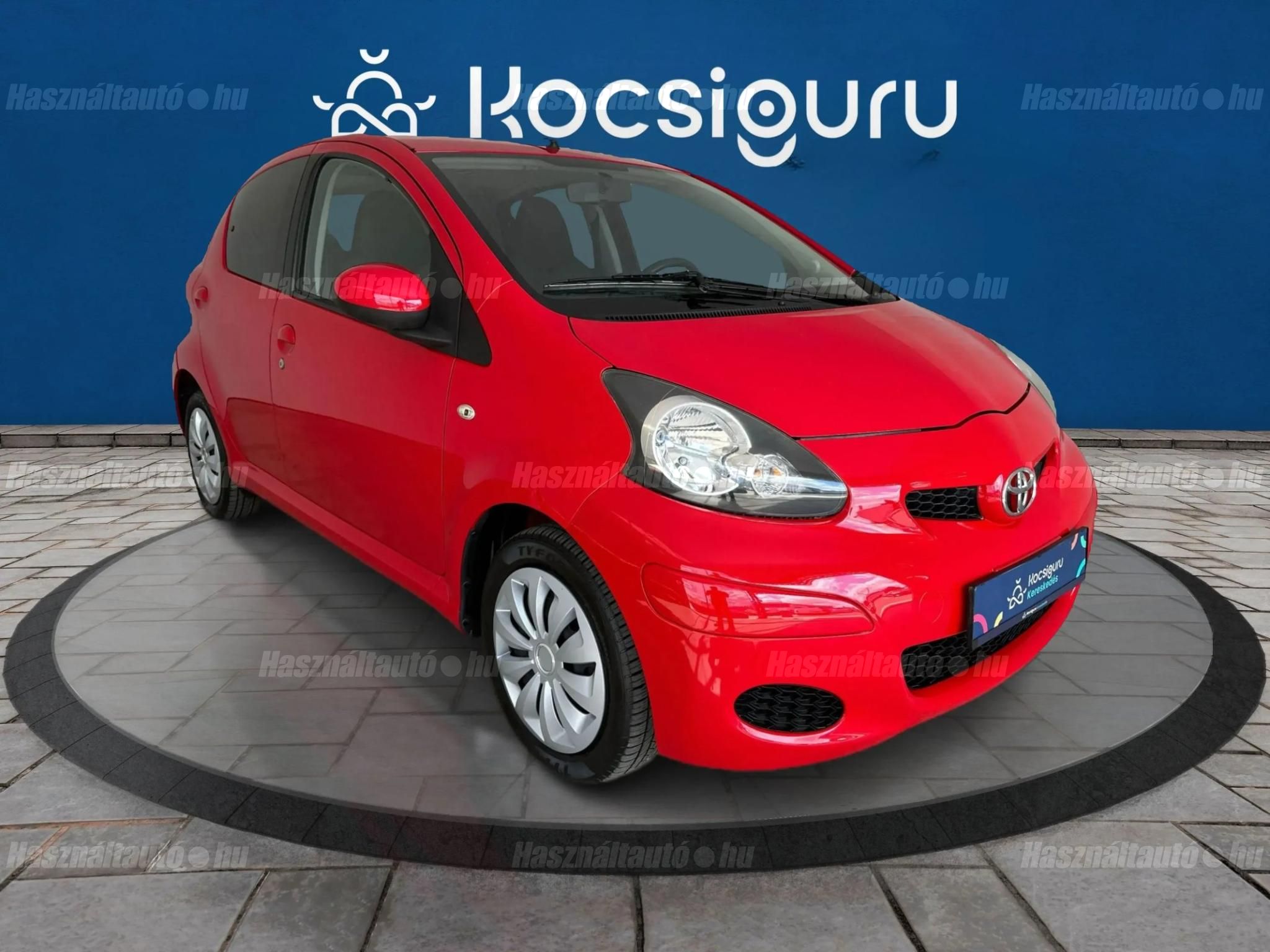 TOYOTA AYGO 2011/10 - 1