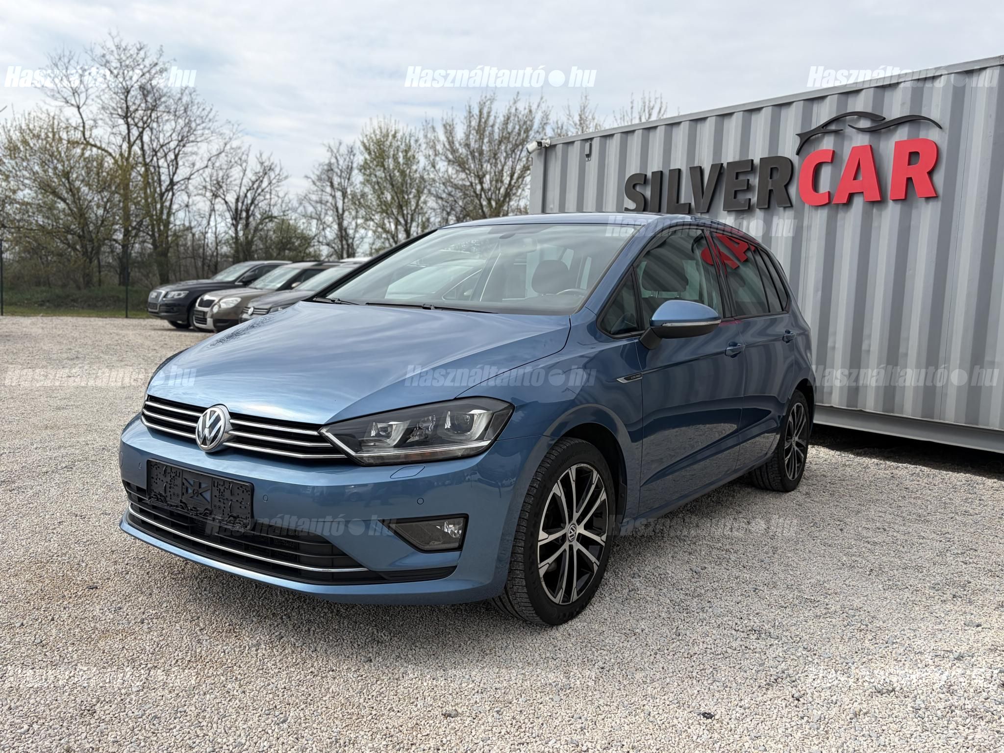 VOLKSWAGEN GOLF SPORTSVAN 2015 - 1