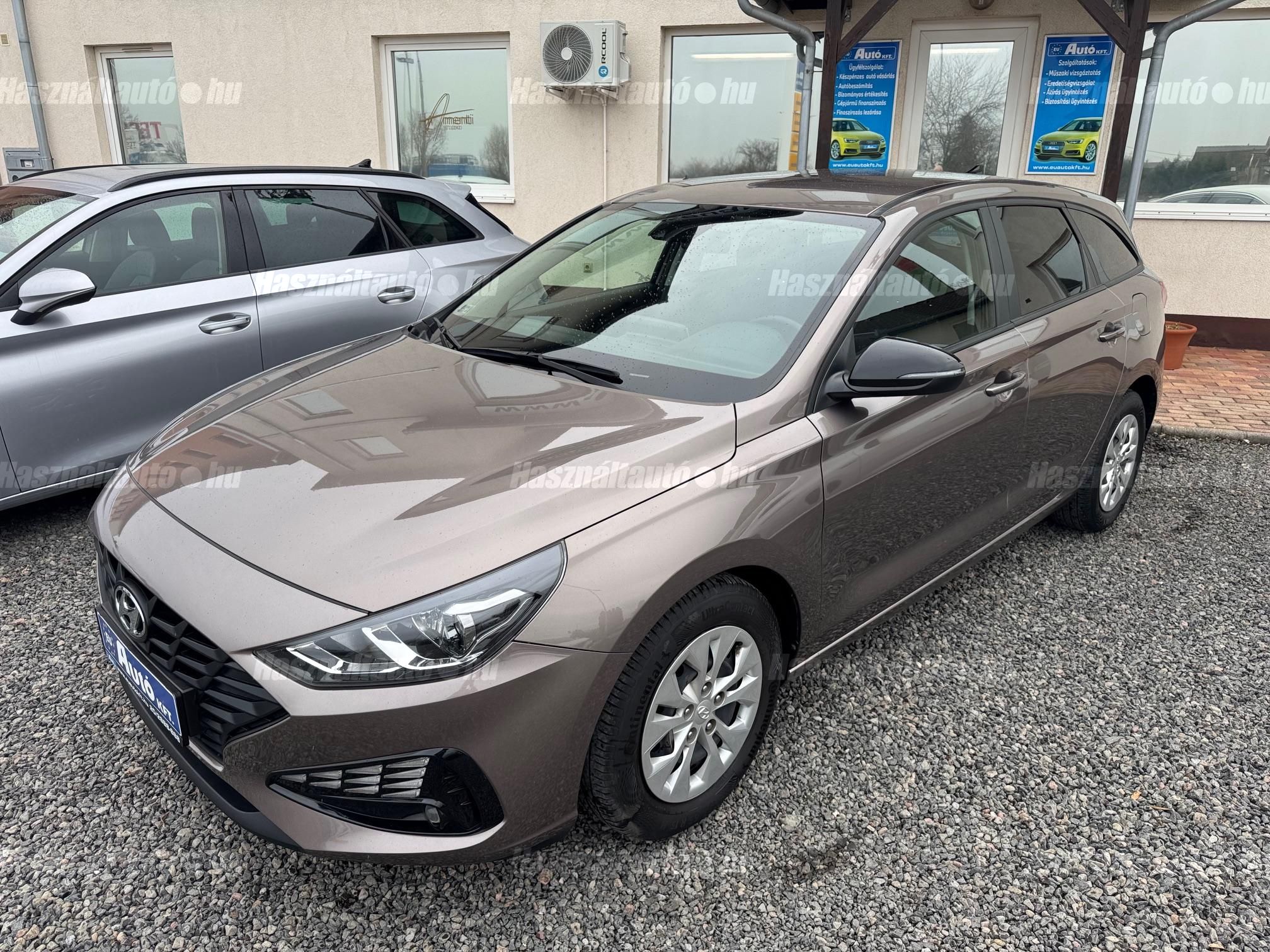 HYUNDAI I30 2021/3 - 1