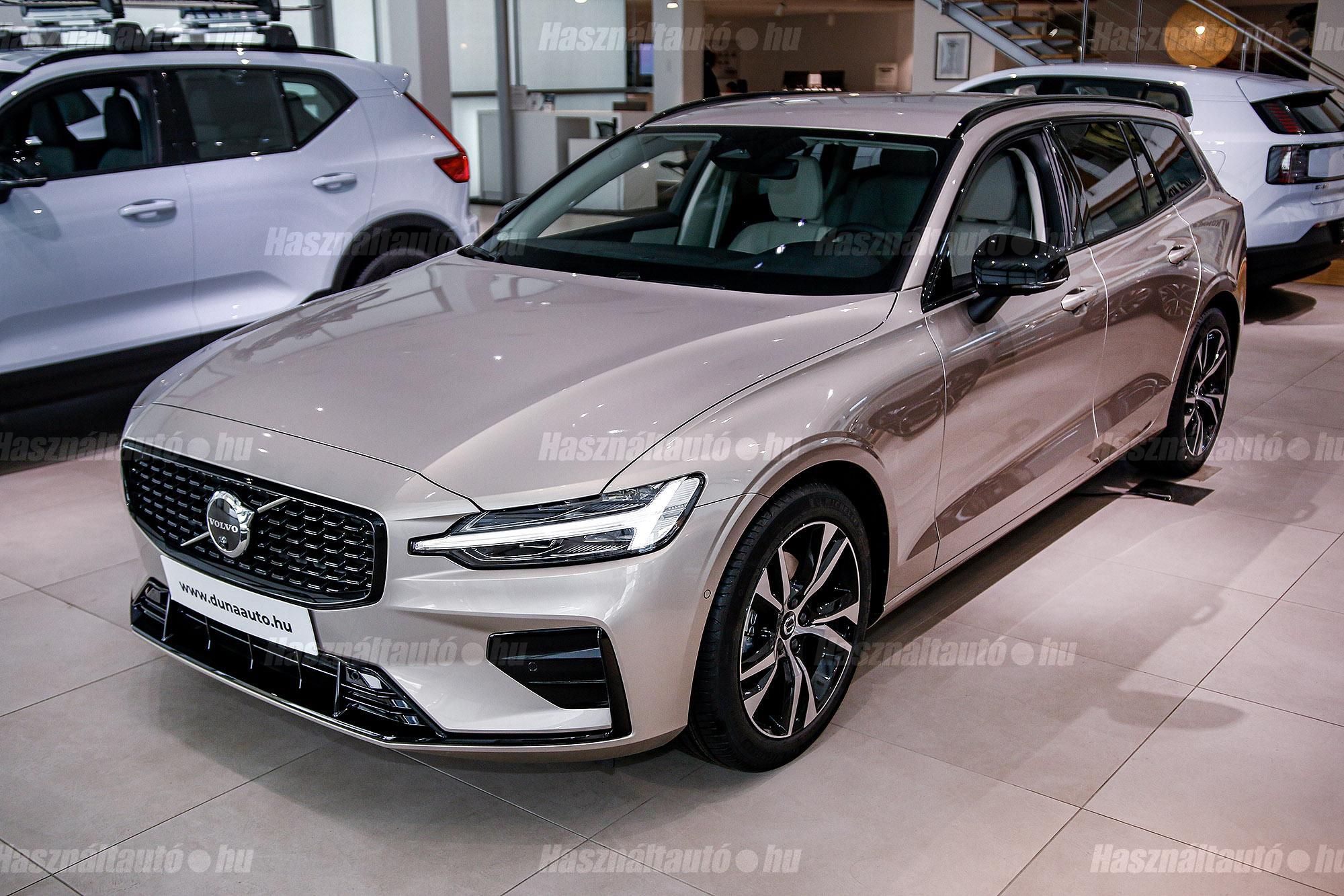VOLVO V60 2026 - 1