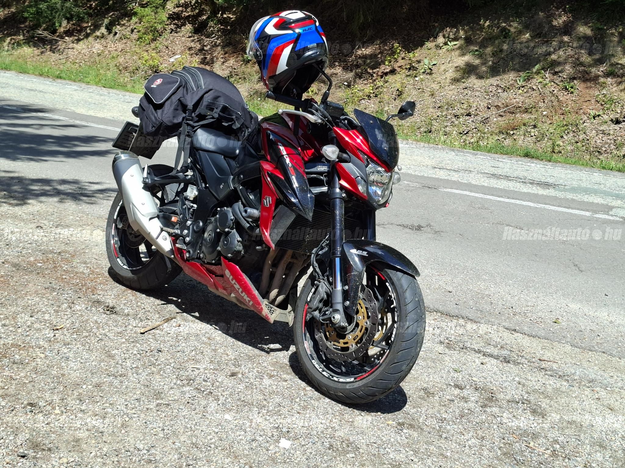 SUZUKI GSX-S 750 2018/9 - 1