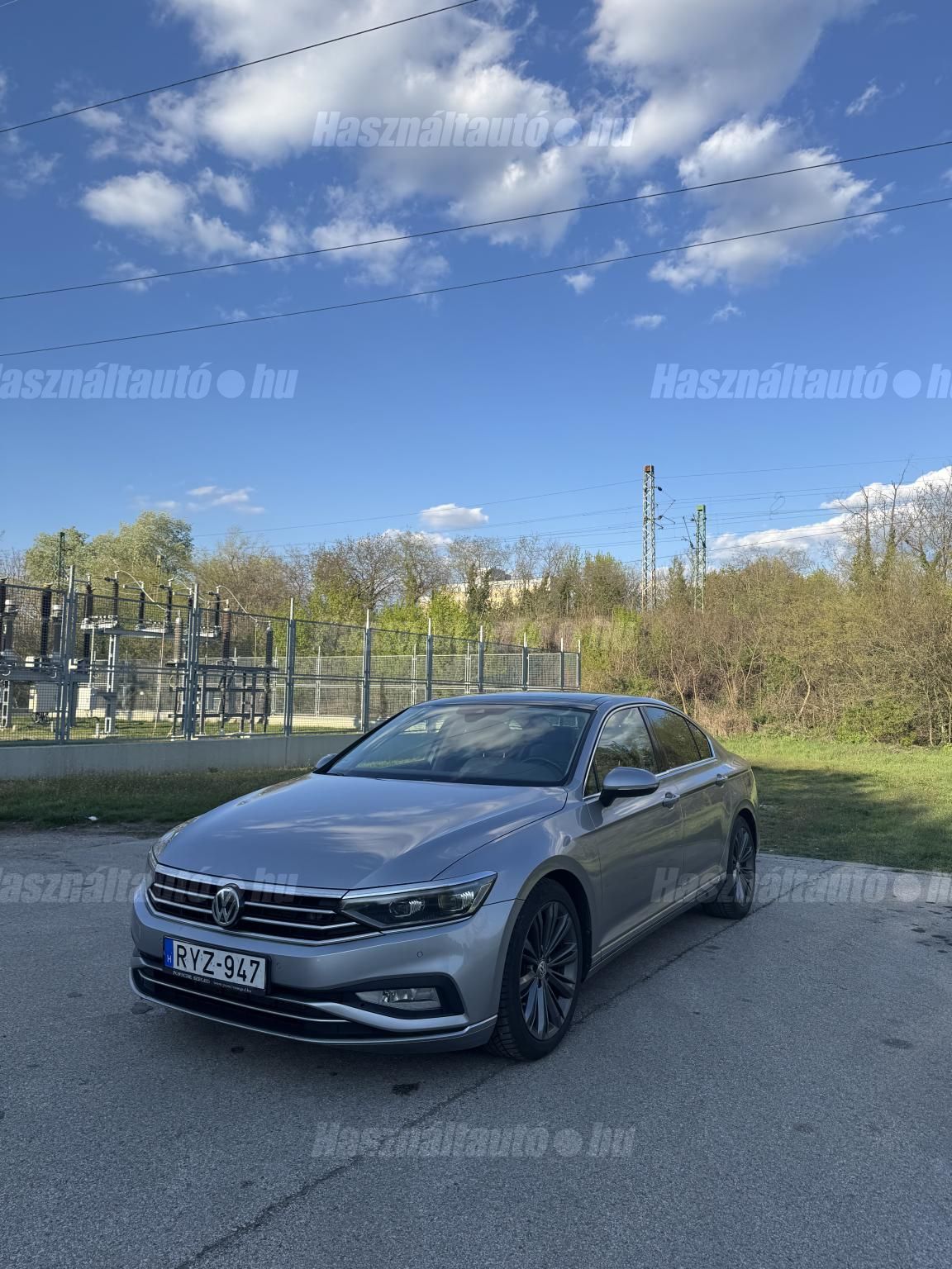 VOLKSWAGEN PASSAT 2019/9 - 1