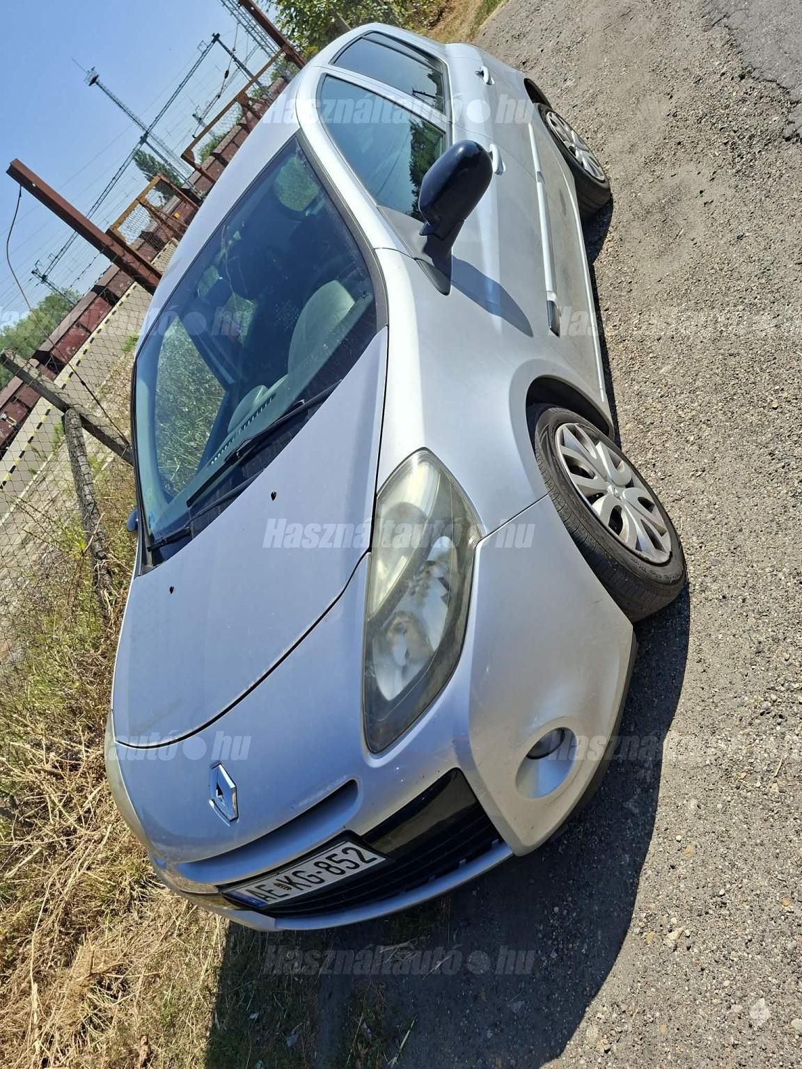 RENAULT CLIO 2011/3 - 1