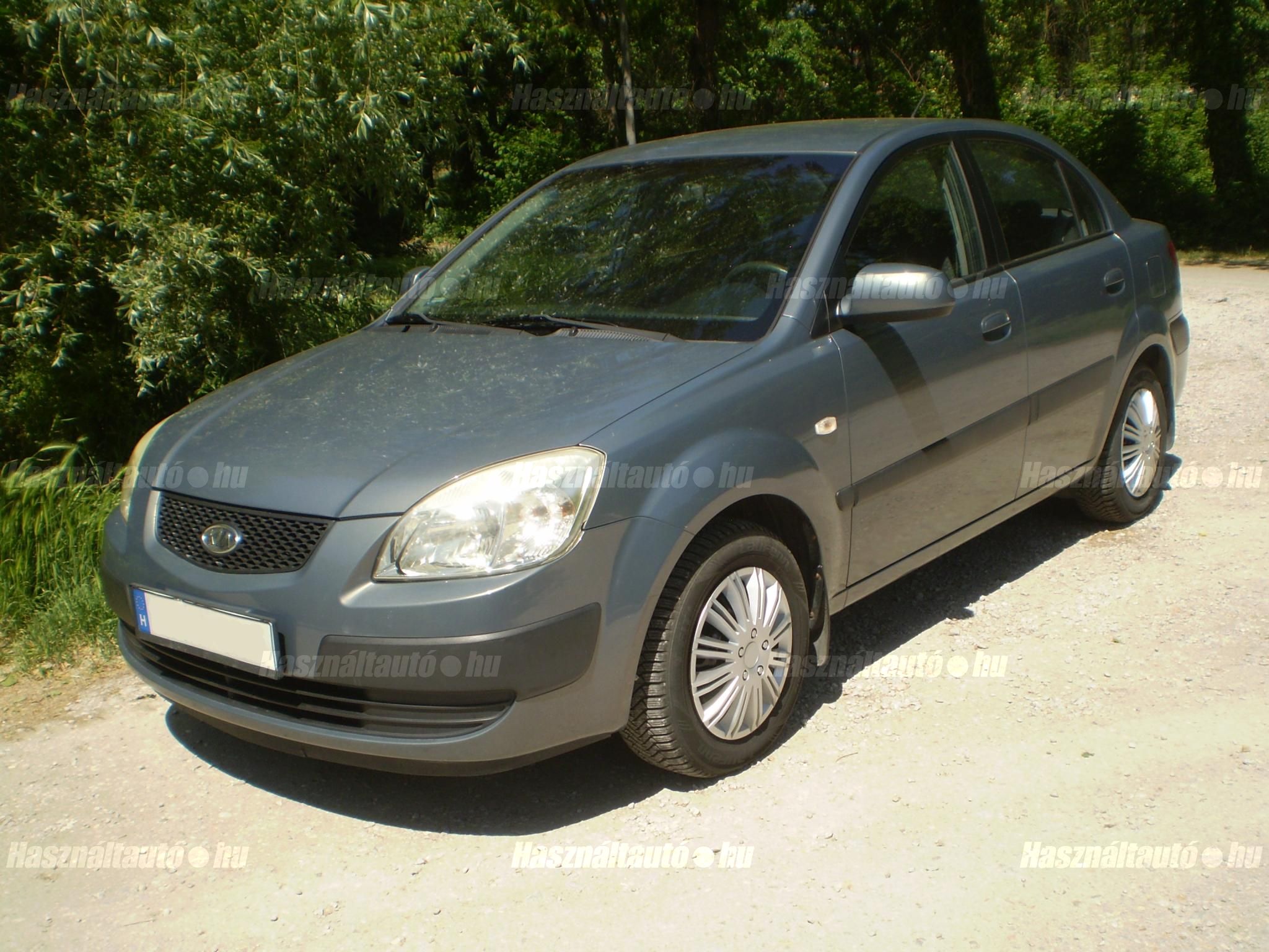 KIA RIO 2006/12 - 1
