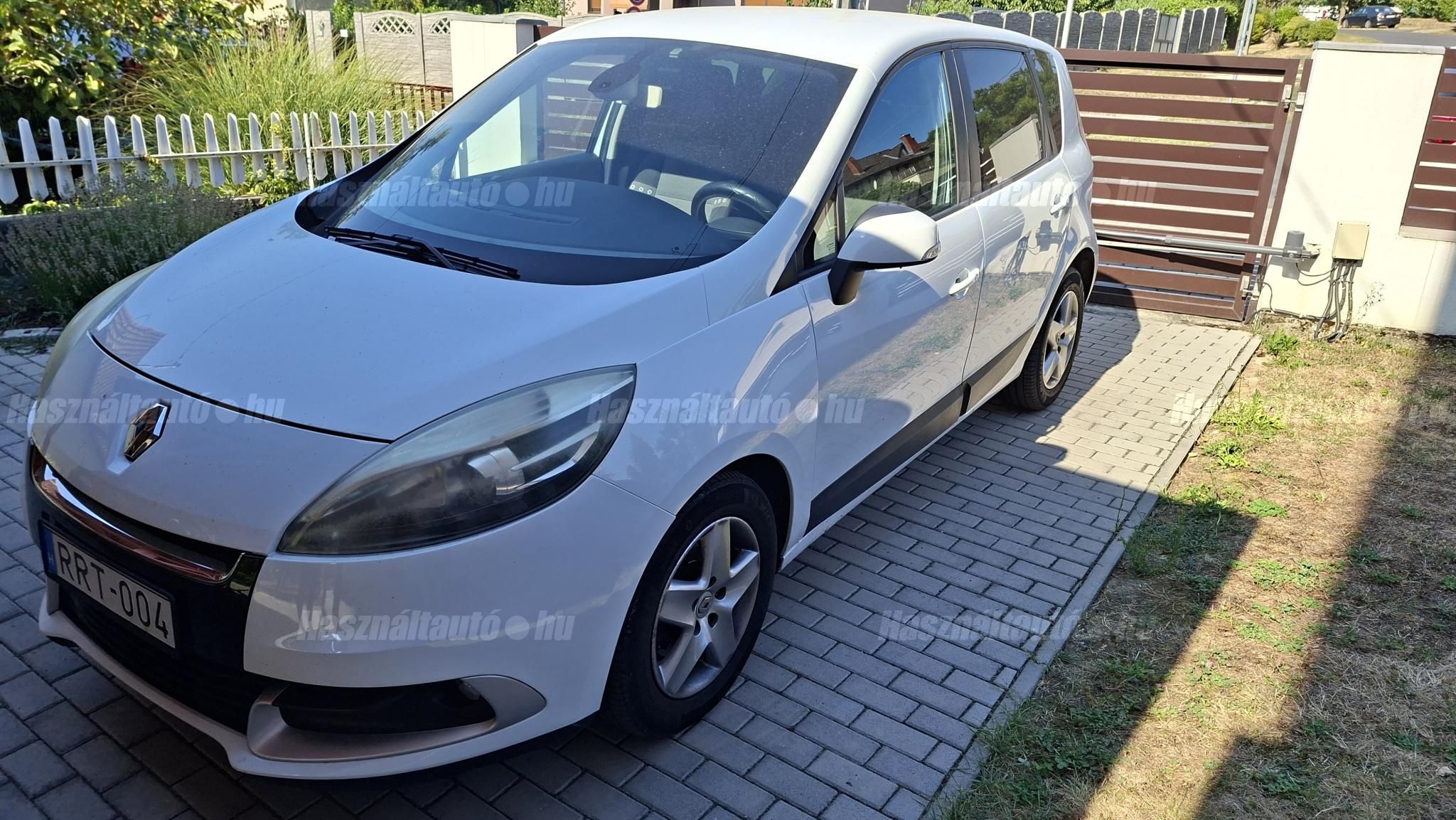 RENAULT SCENIC 2012/3 - 1