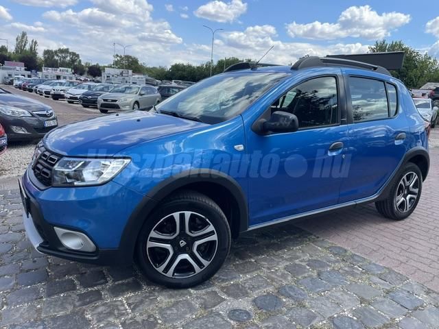 DACIA SANDERO 2018/12 - 1