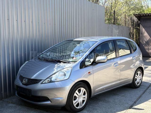 HONDA JAZZ 2009/4 - 1