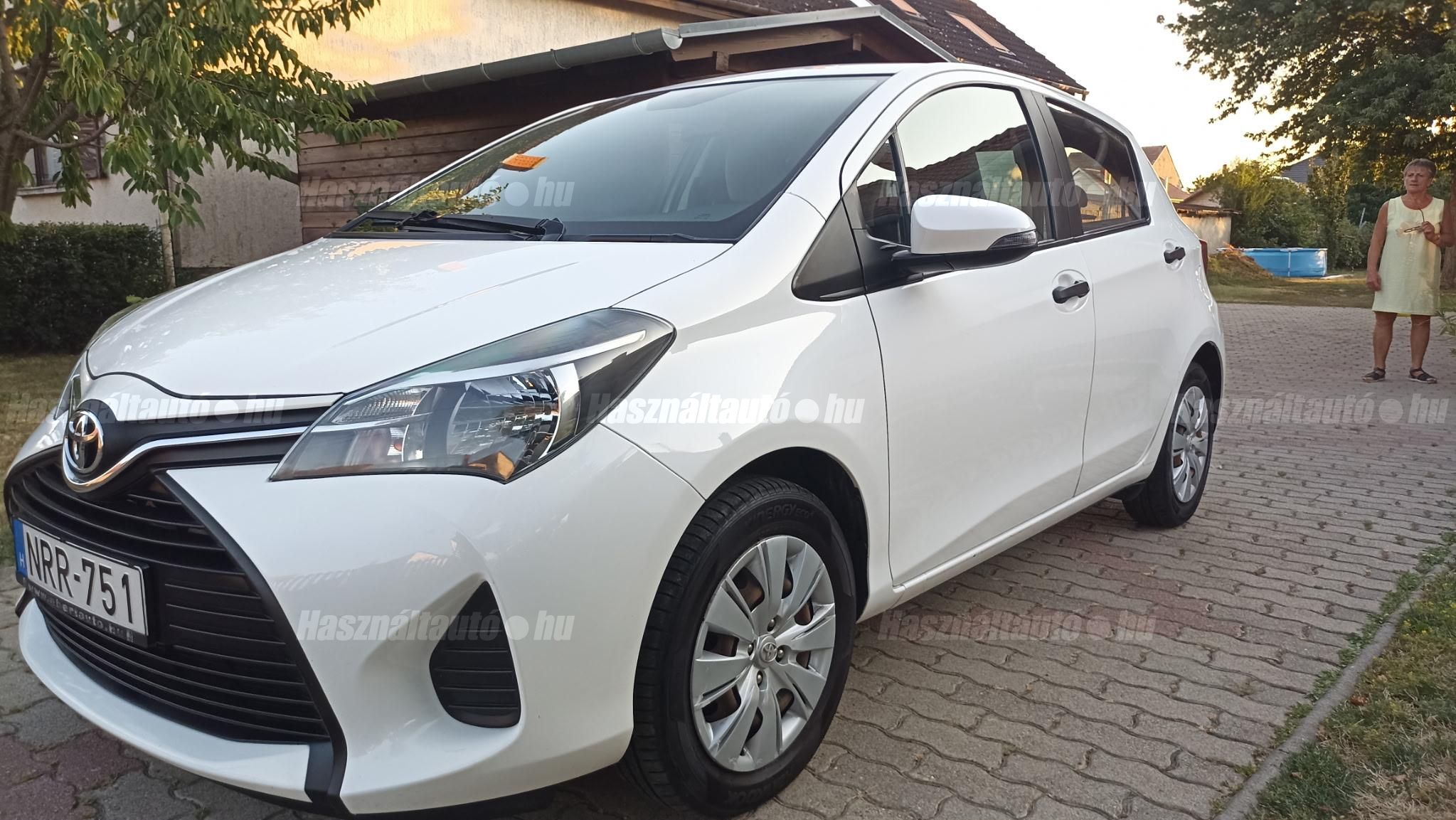 TOYOTA YARIS 2016/6 - 1