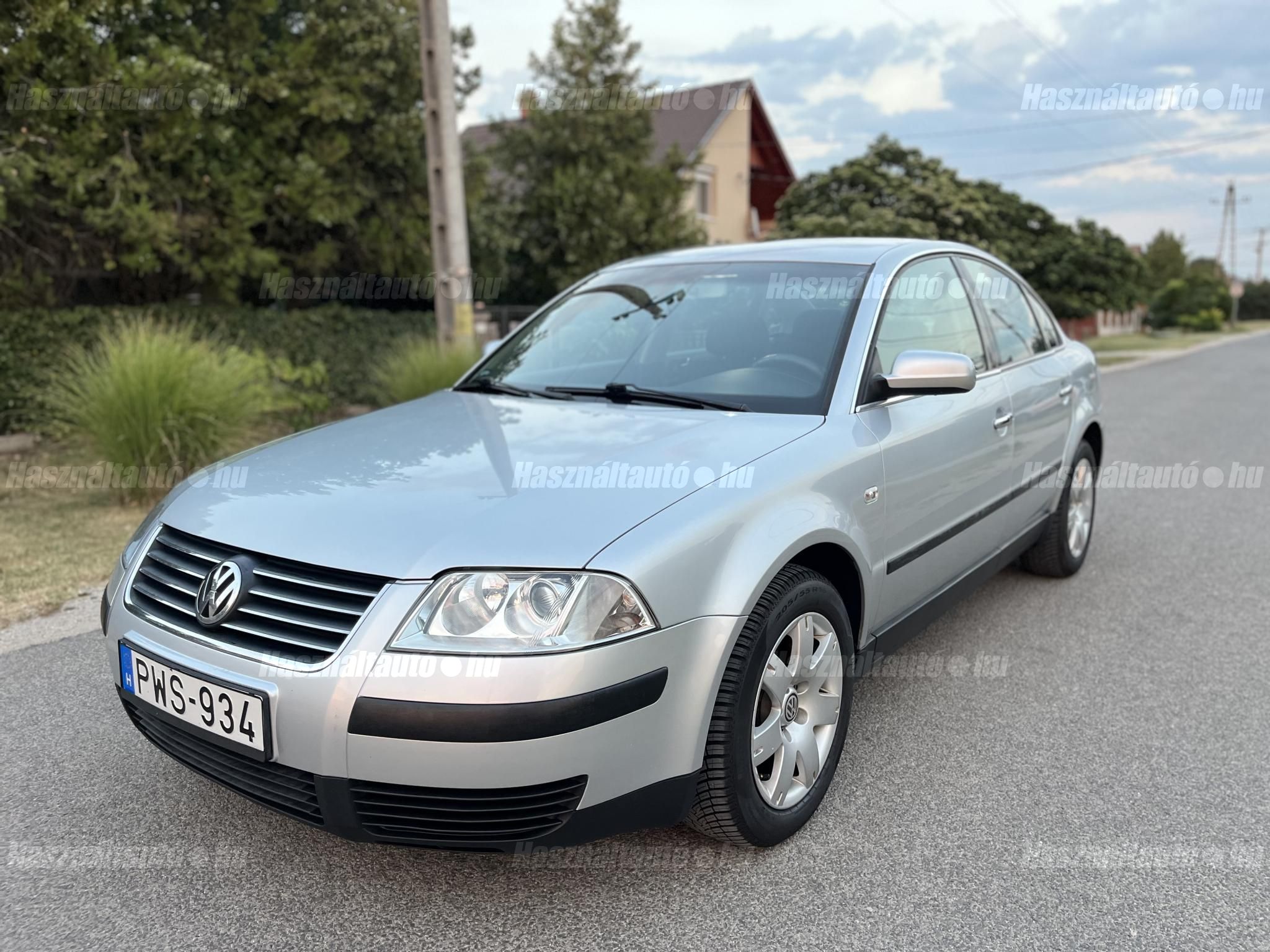 VOLKSWAGEN PASSAT 2001/4 - 1