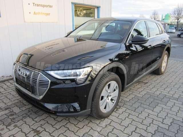 AUDI E-TRON 2022/10 - 1