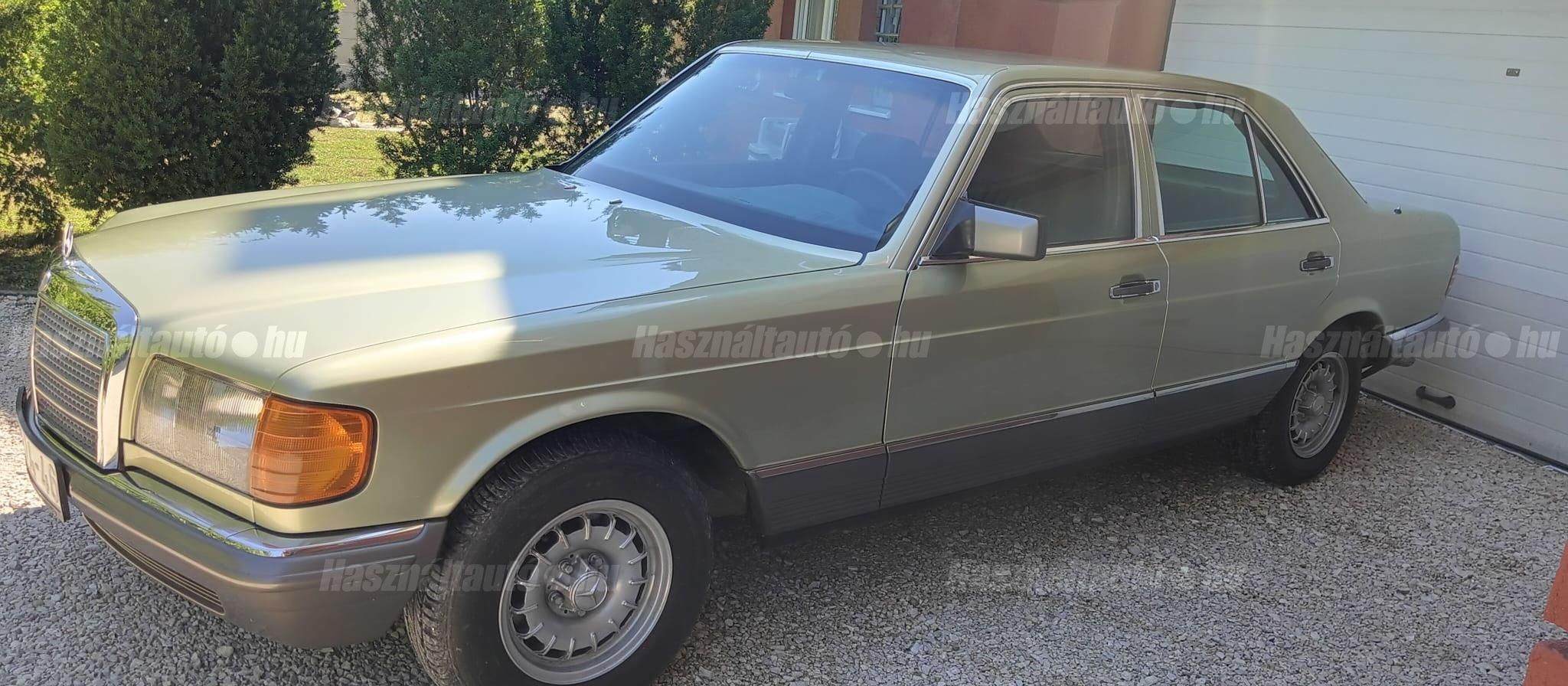 MERCEDES-BENZ W 126 1984/10 - 1