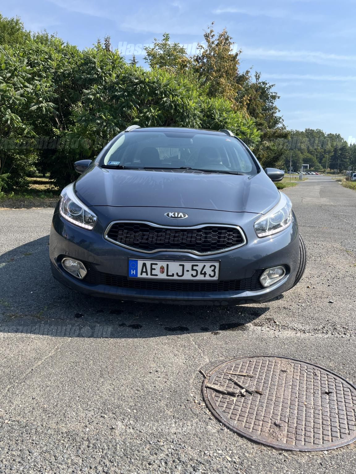 KIA CEE'D 2013/6 - 1
