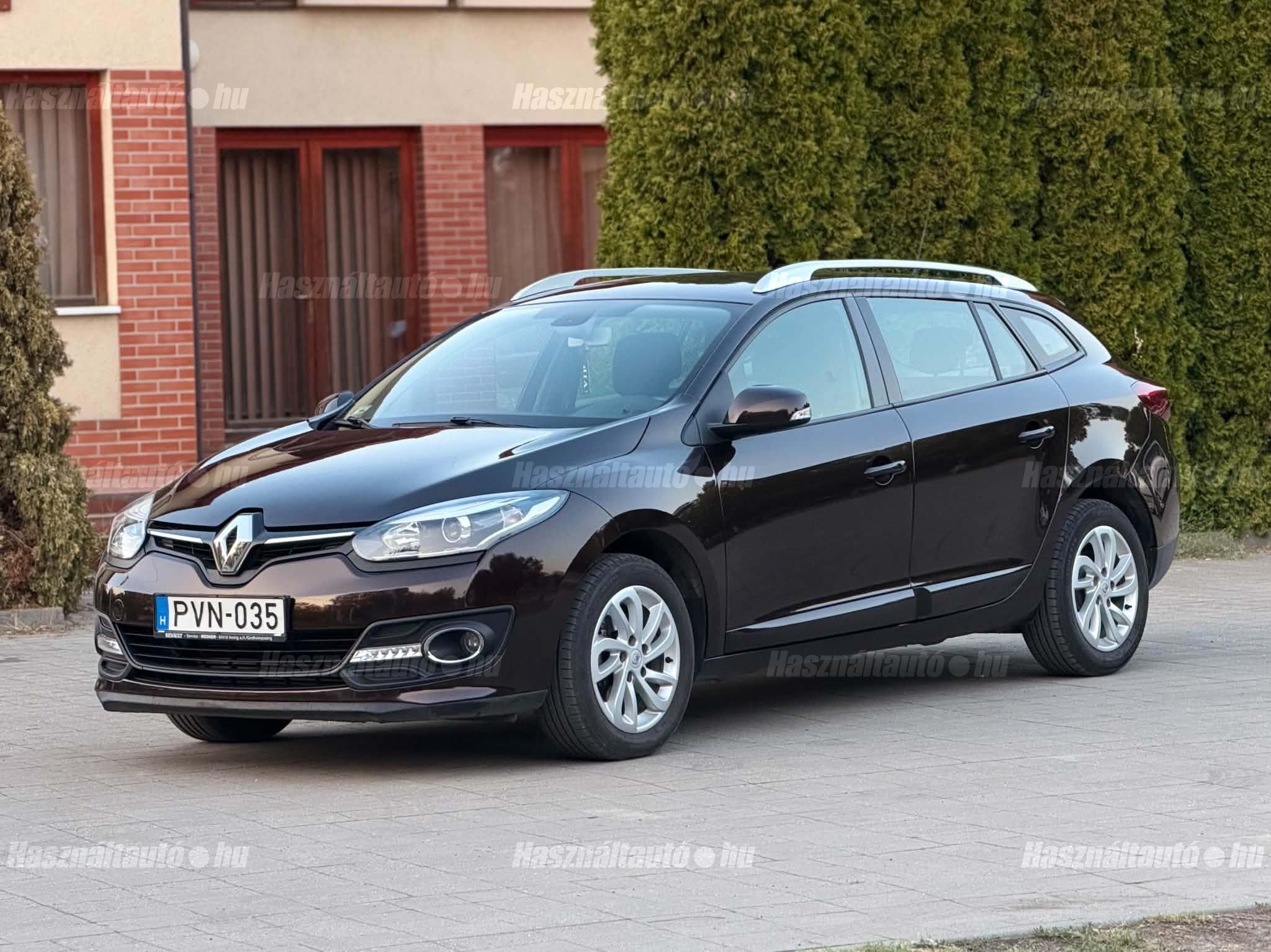 RENAULT MEGANE 2014/7 - 1