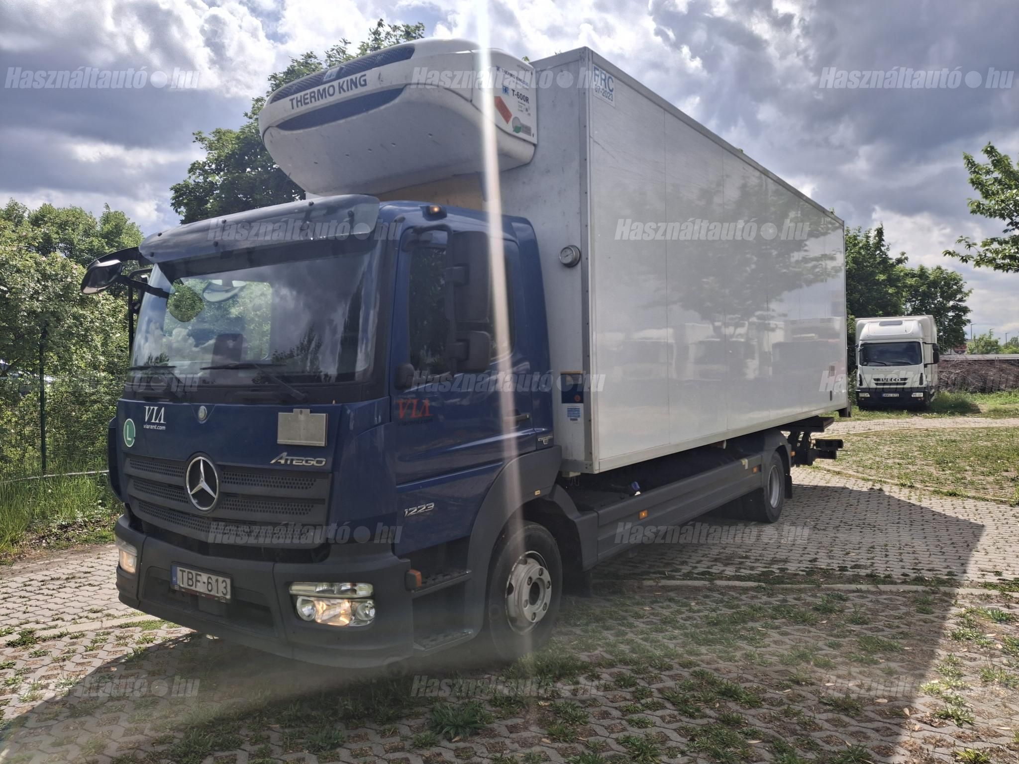MERCEDES-BENZ 2017/8 - 1