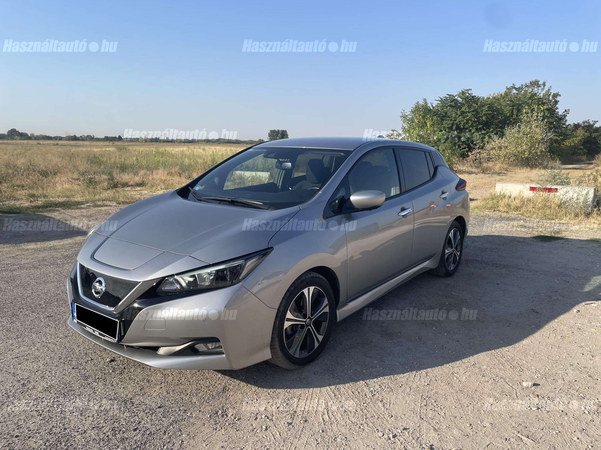 NISSAN LEAF 2021/10 - 1
