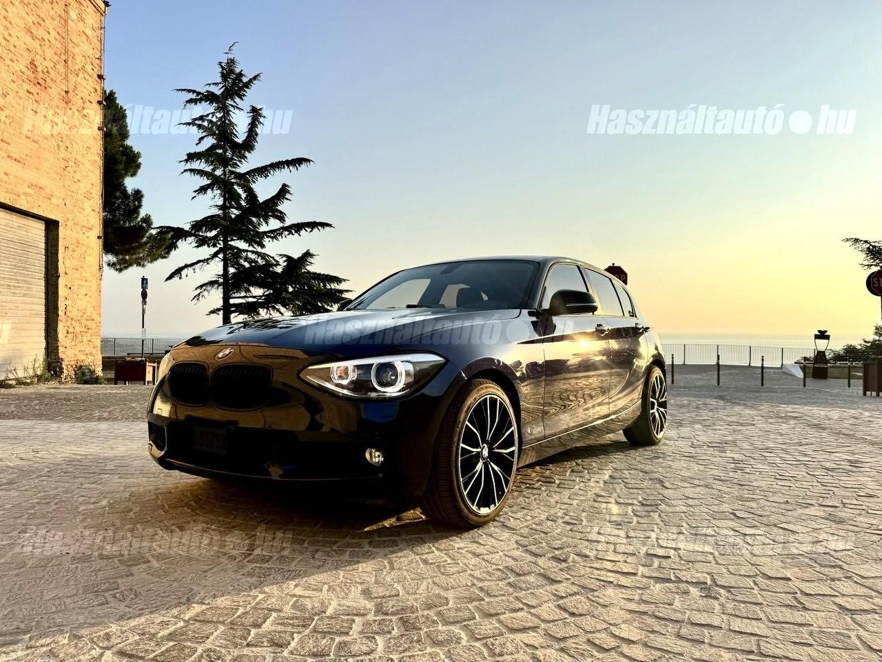 BMW 118 2012/8 - 1