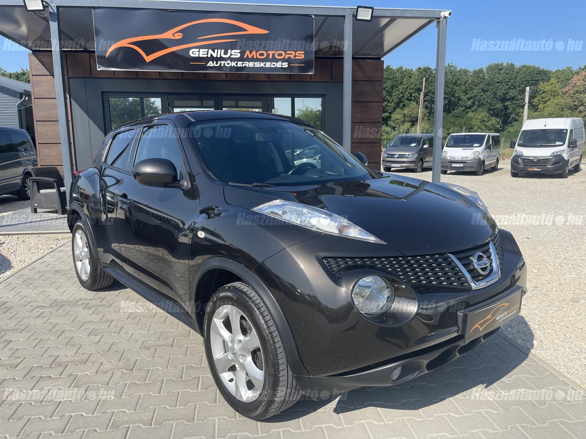 NISSAN JUKE 2011/3 - 1