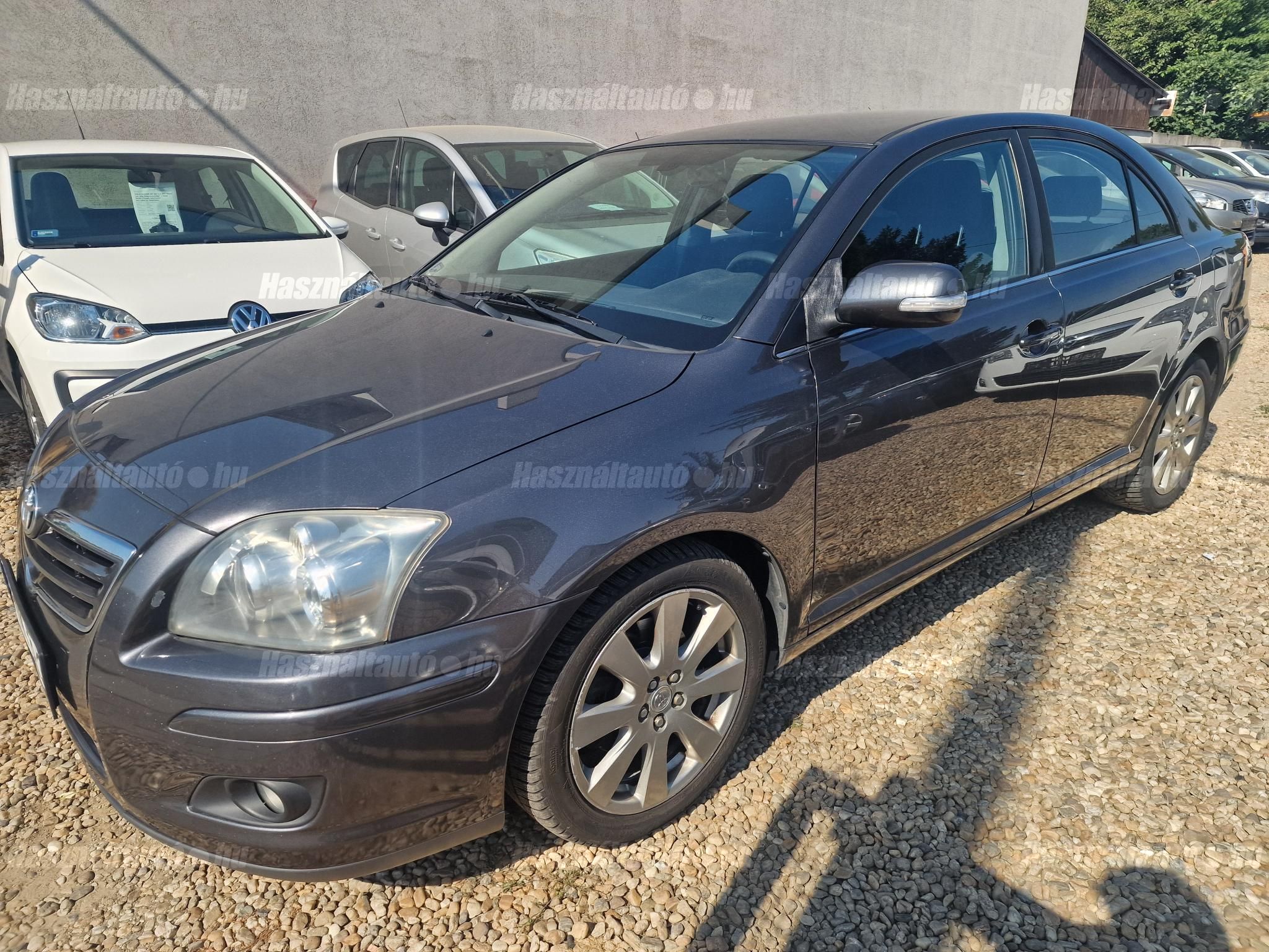 TOYOTA AVENSIS 2008/9 - 1