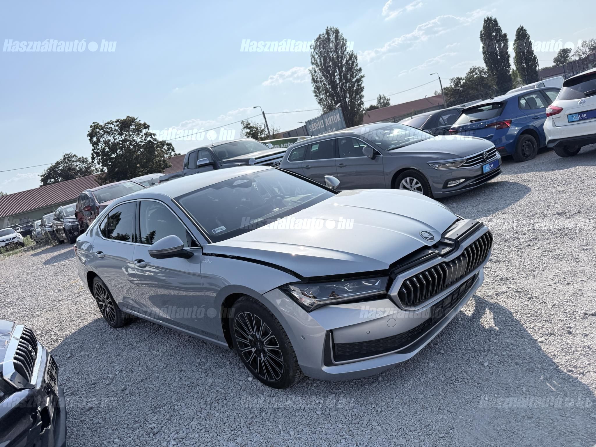 SKODA SUPERB 2025/9 - 1