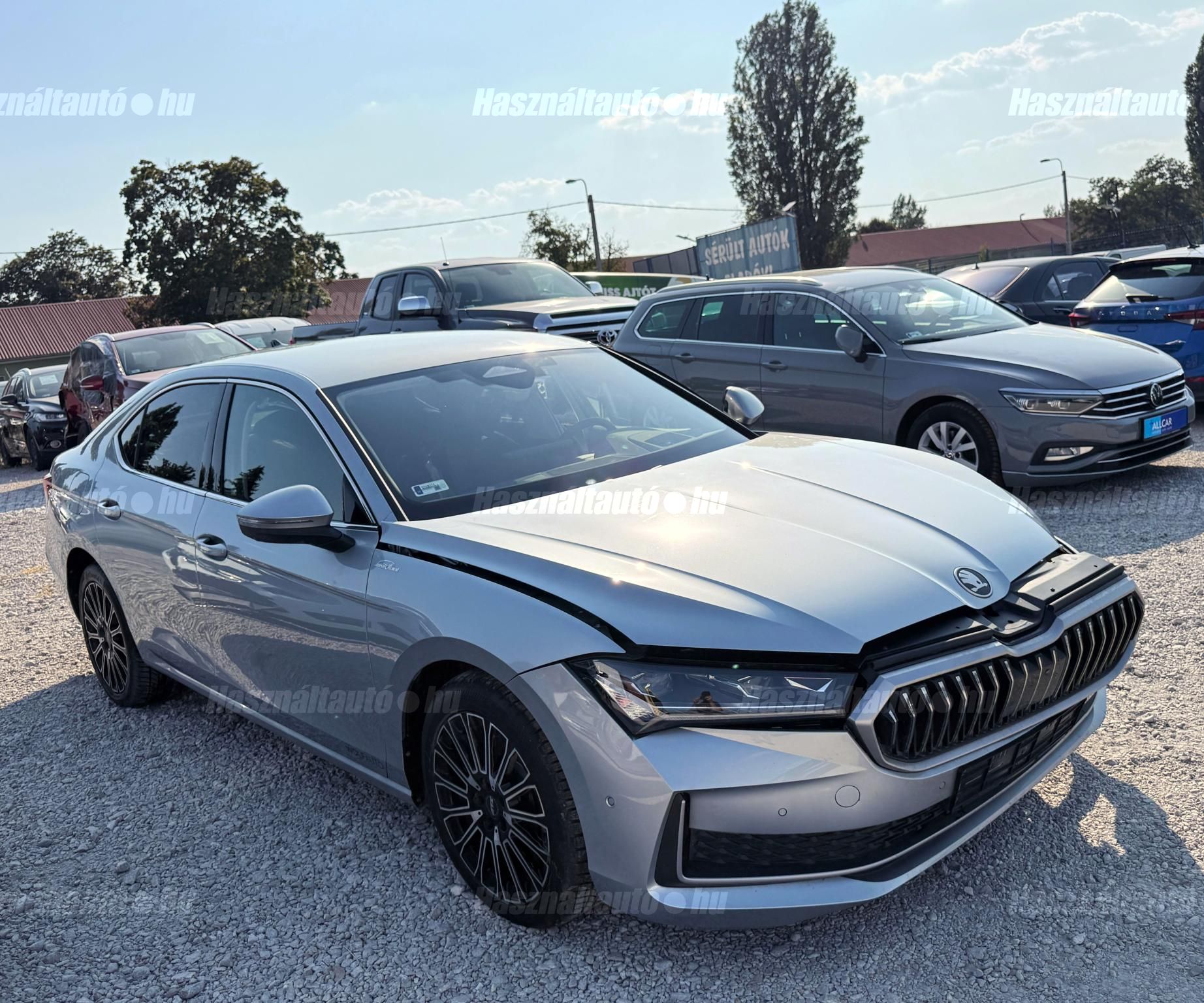 SKODA SUPERB 2025/9 - 1