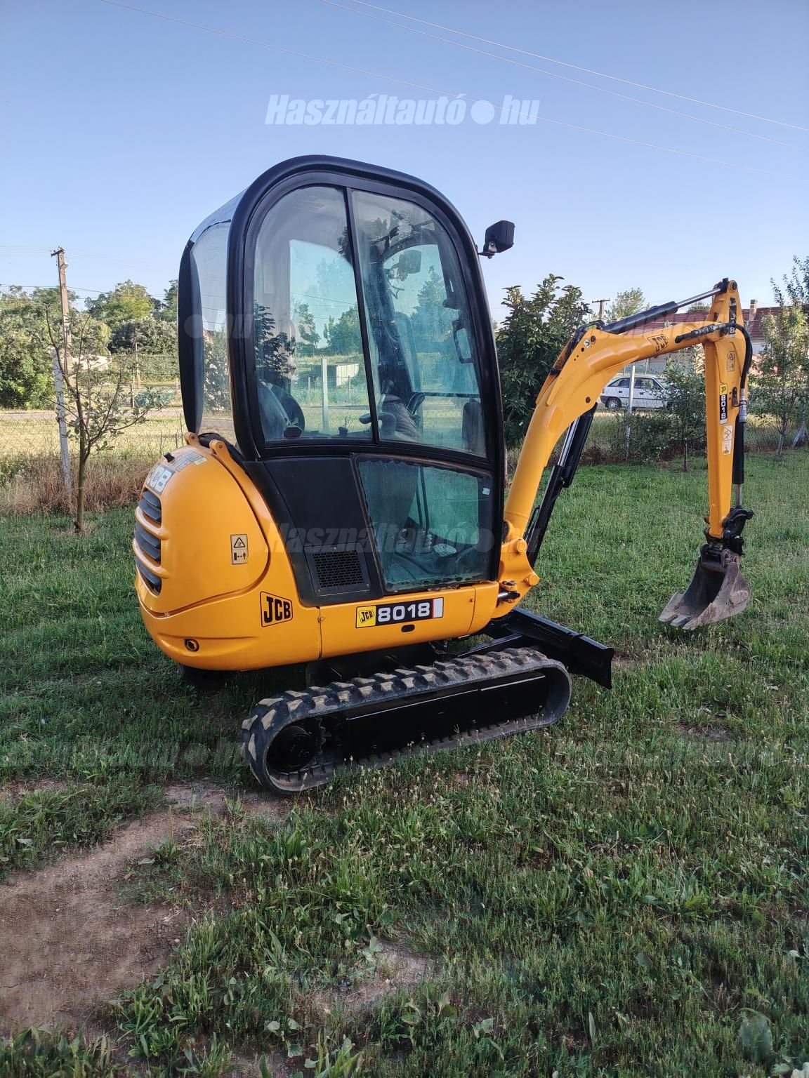 JCB 2010/1 - 1