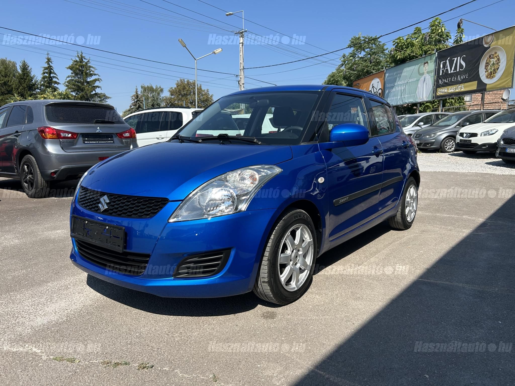 SUZUKI SWIFT 2012/8 - 1