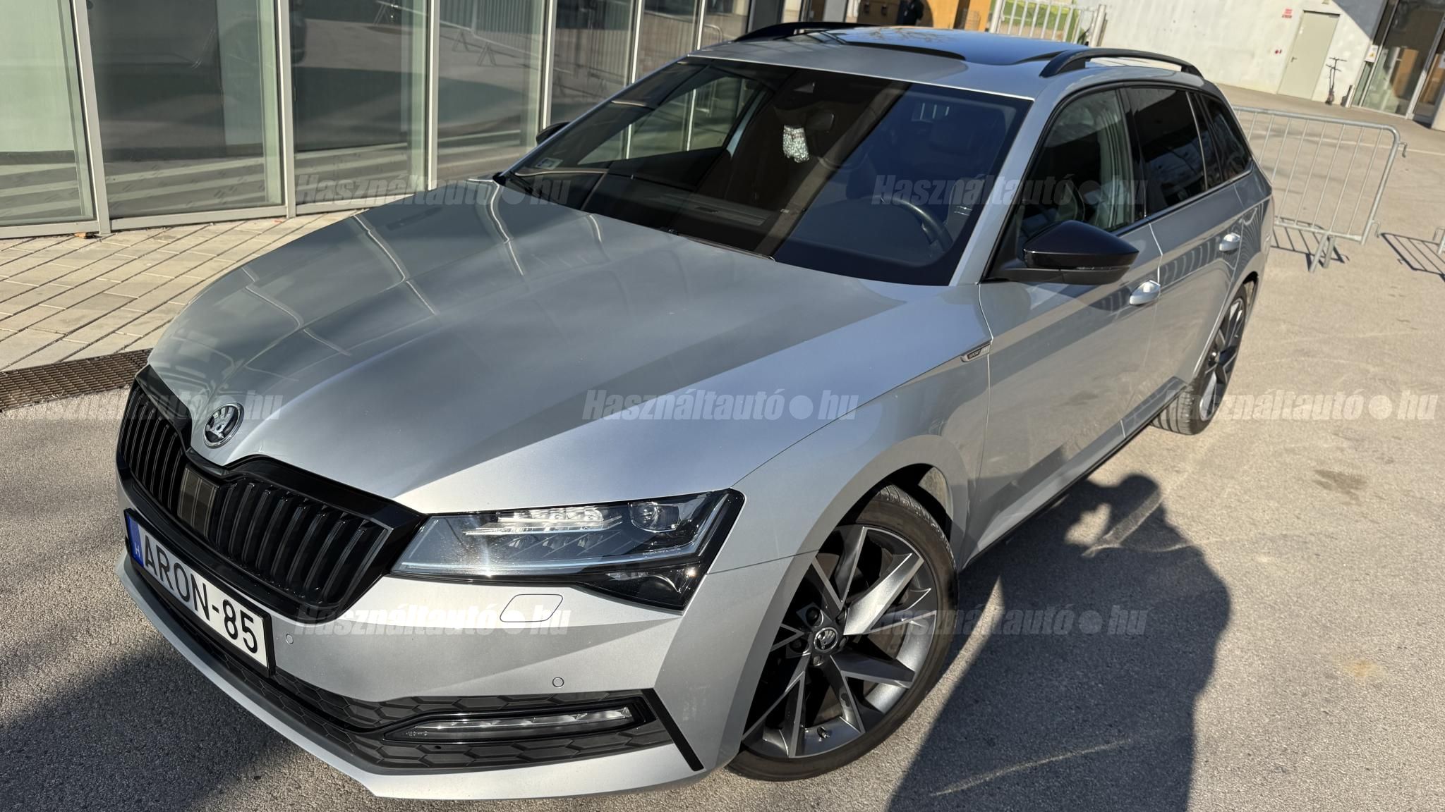 SKODA SUPERB 2020/8 - 1