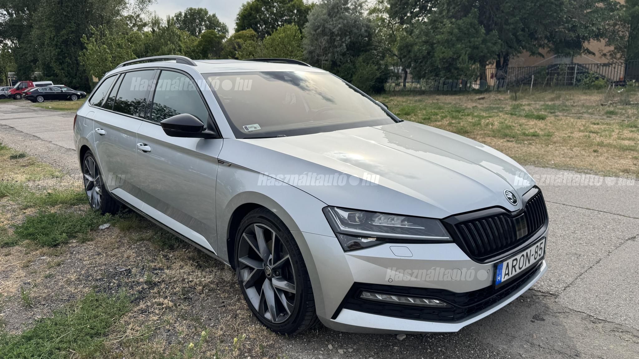 SKODA SUPERB 2020/8 - 1