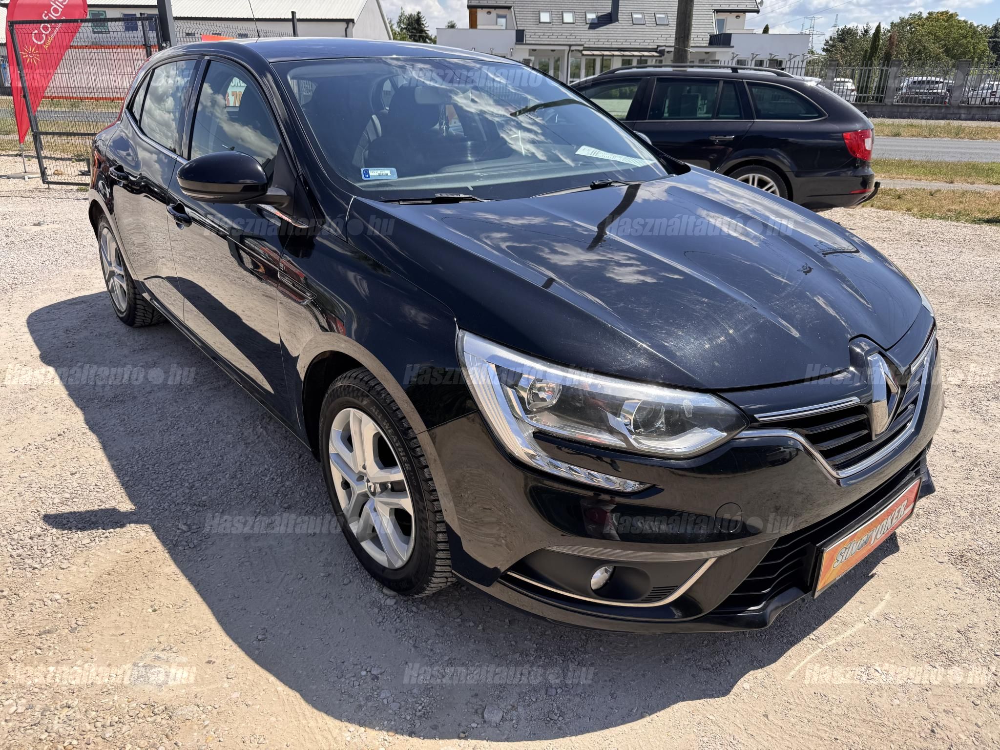 RENAULT MEGANE 2016/7 - 1