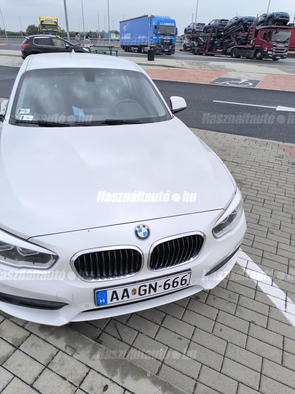 BMW 116 2017/10 - 1
