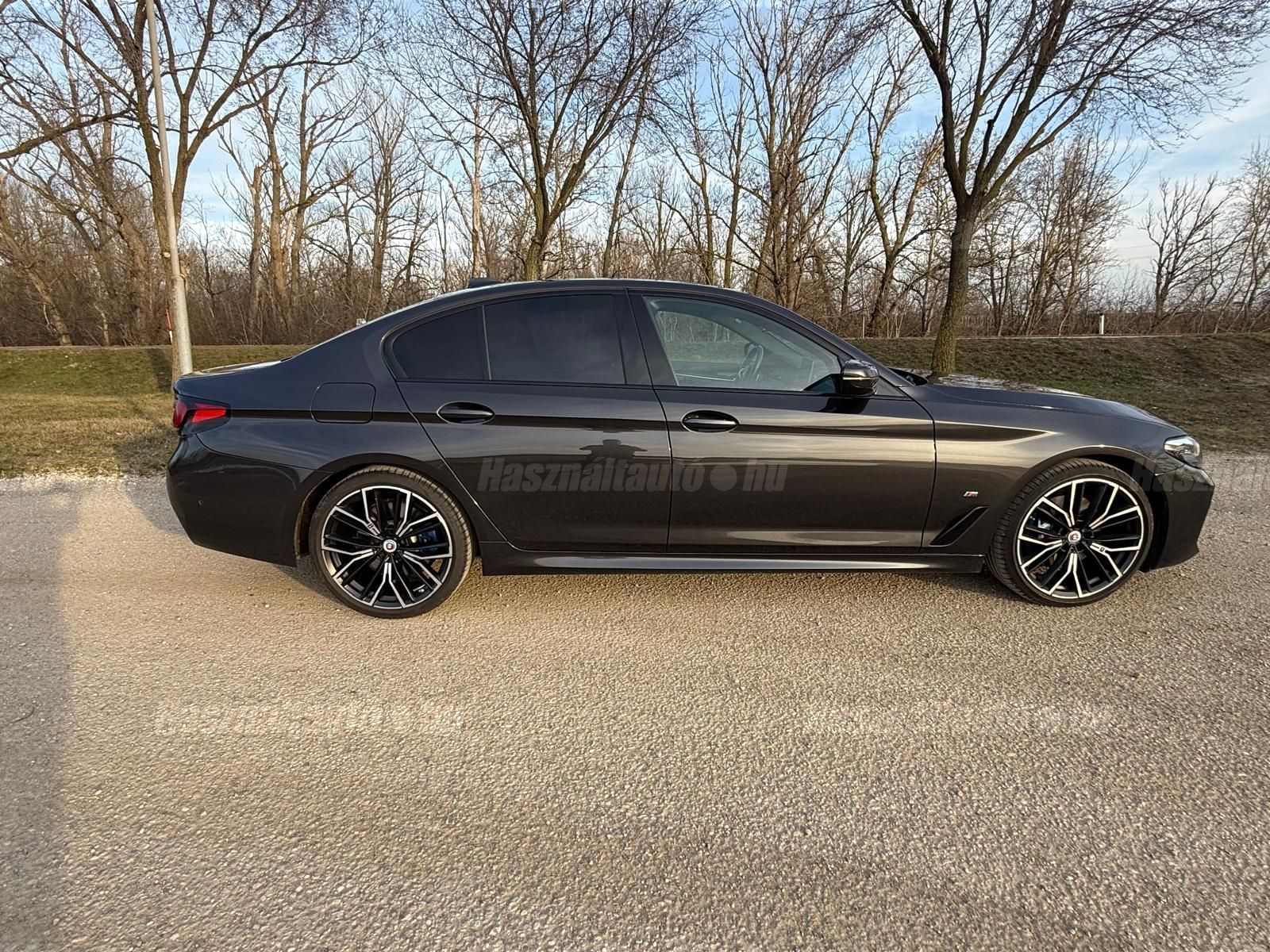 BMW 520 2022/5 - 1