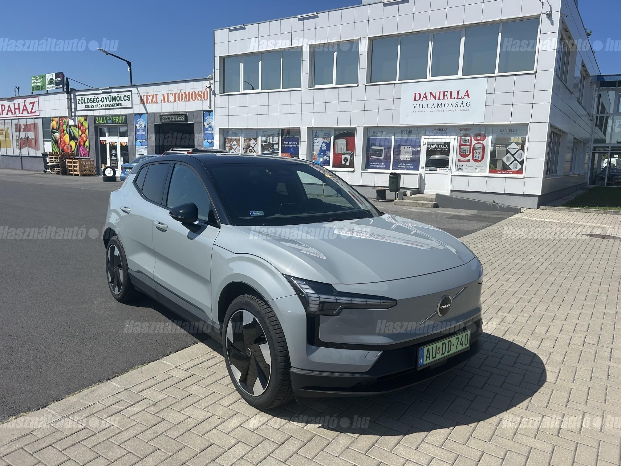 VOLVO EX30 2024/10 - 1