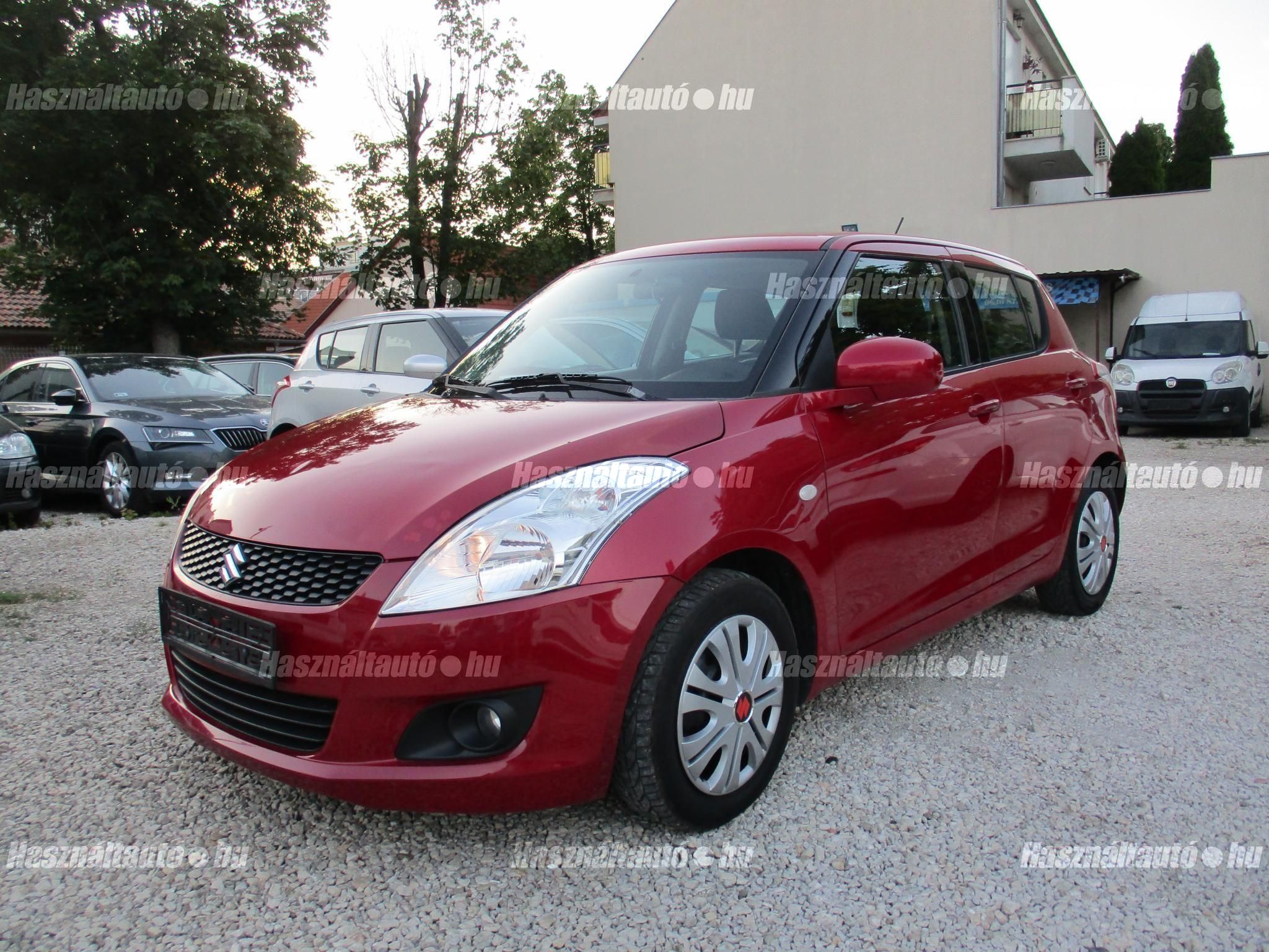 SUZUKI SWIFT 2013/5 - 1