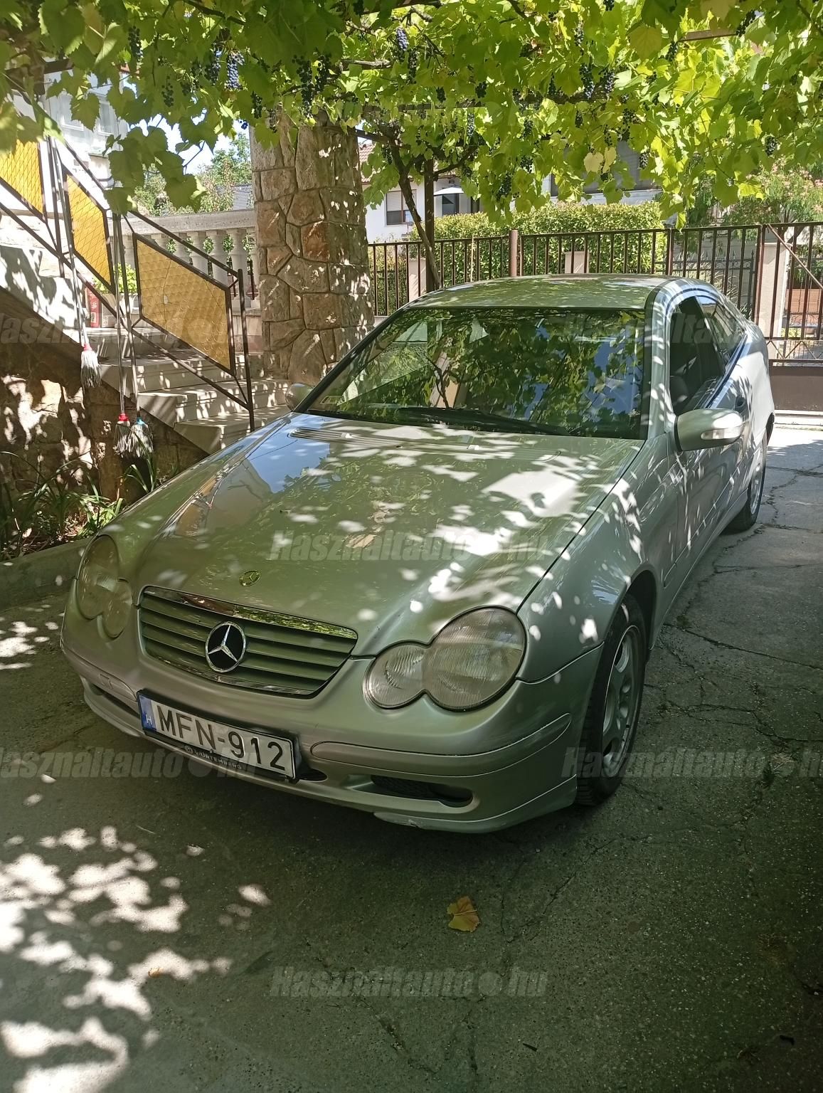 MERCEDES-BENZ C 180 2001/6 - 1
