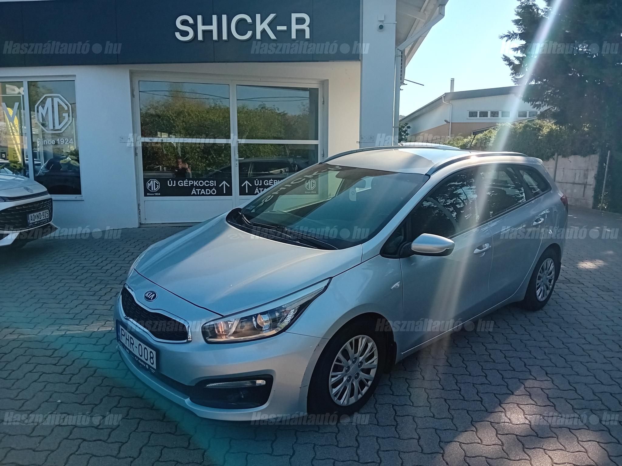 KIA CEE'D 2017/8 - 1
