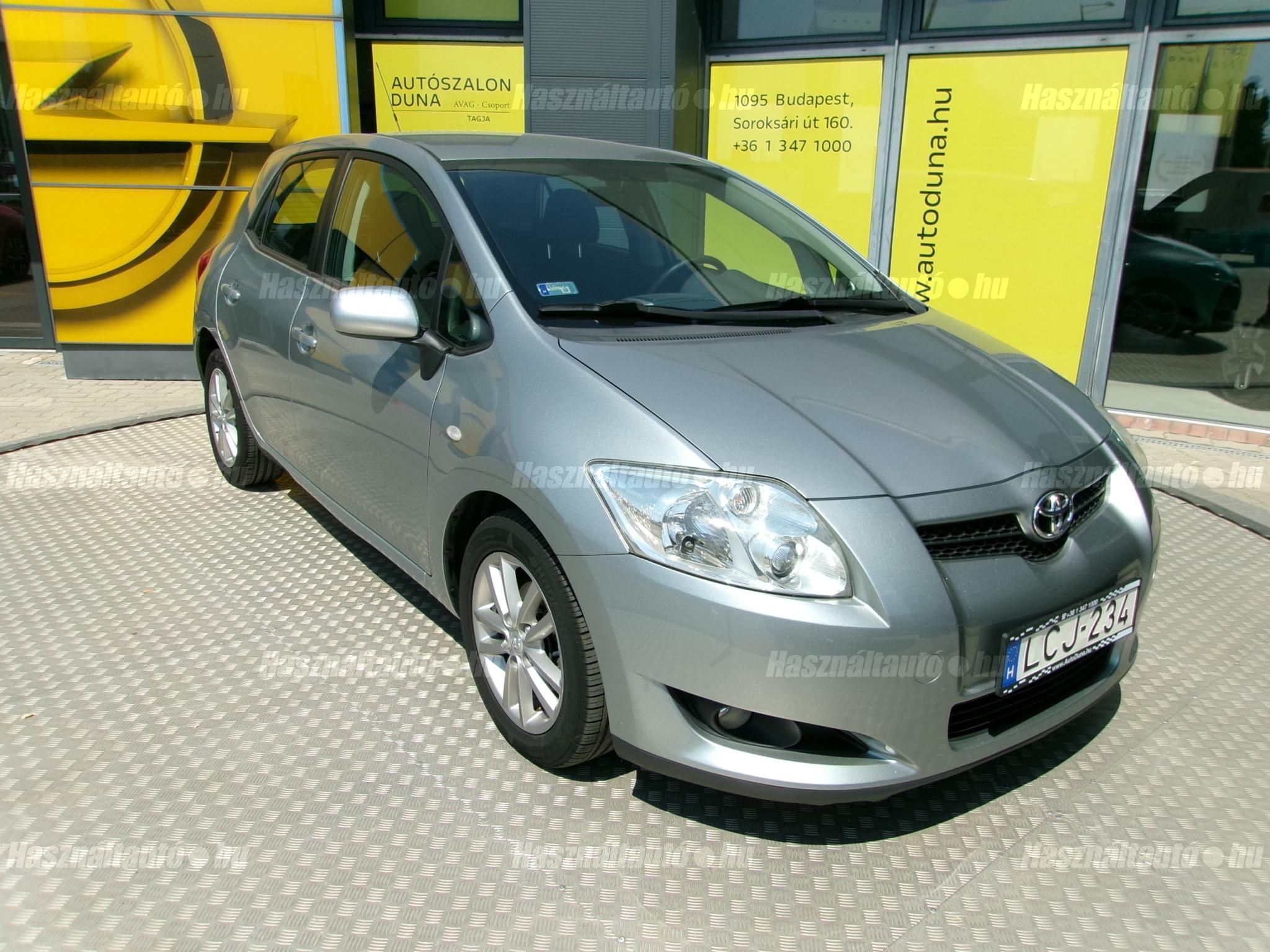TOYOTA AURIS 2008/6 - 1