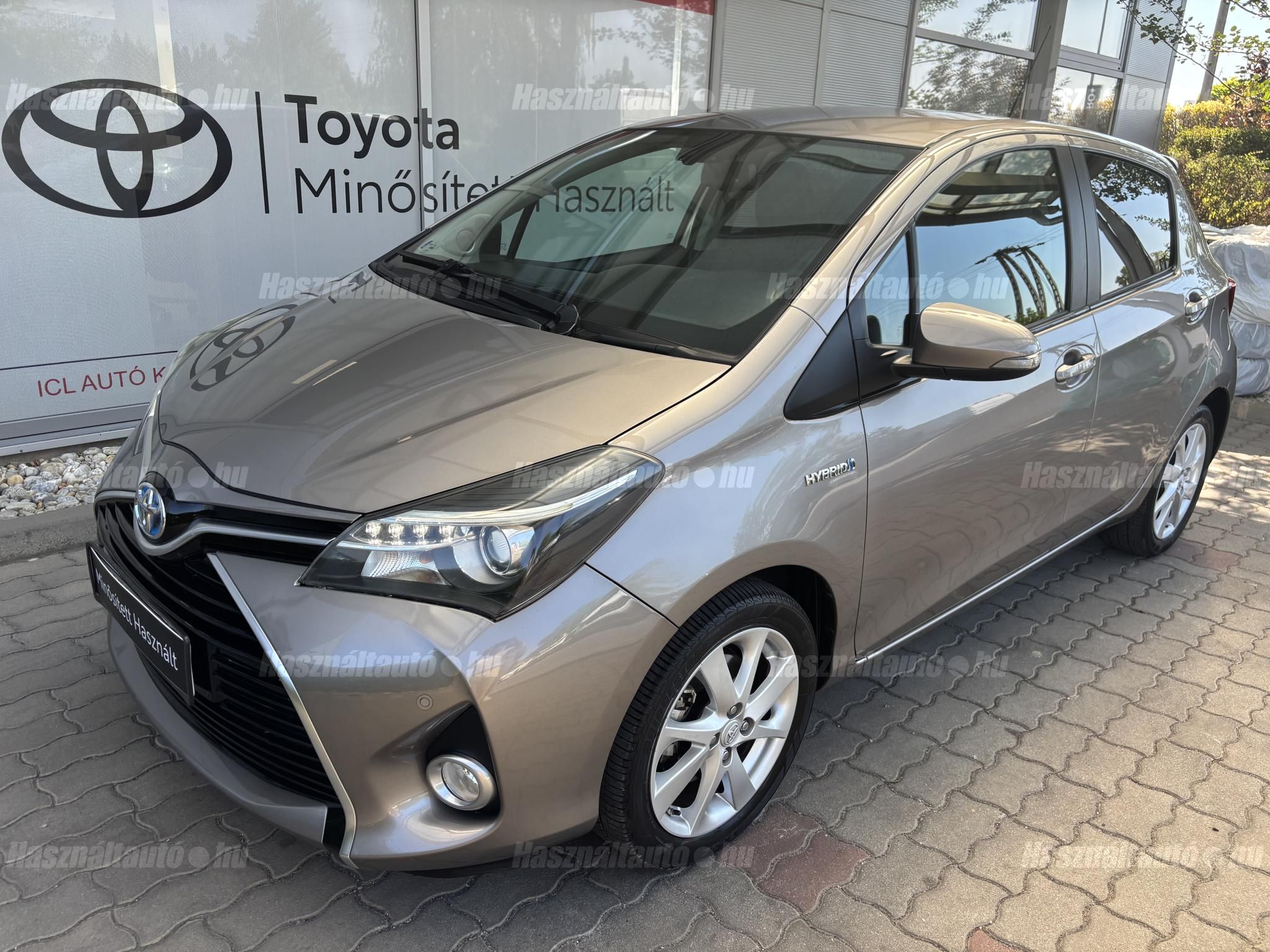 TOYOTA YARIS 2014/12 - 1