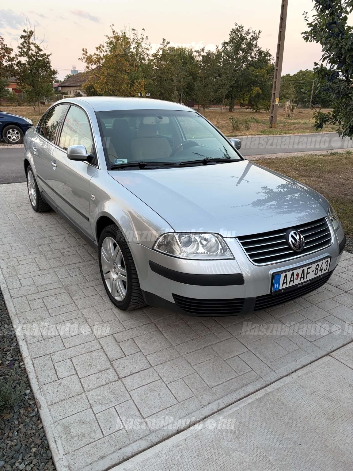 VOLKSWAGEN PASSAT V 2003 - 1