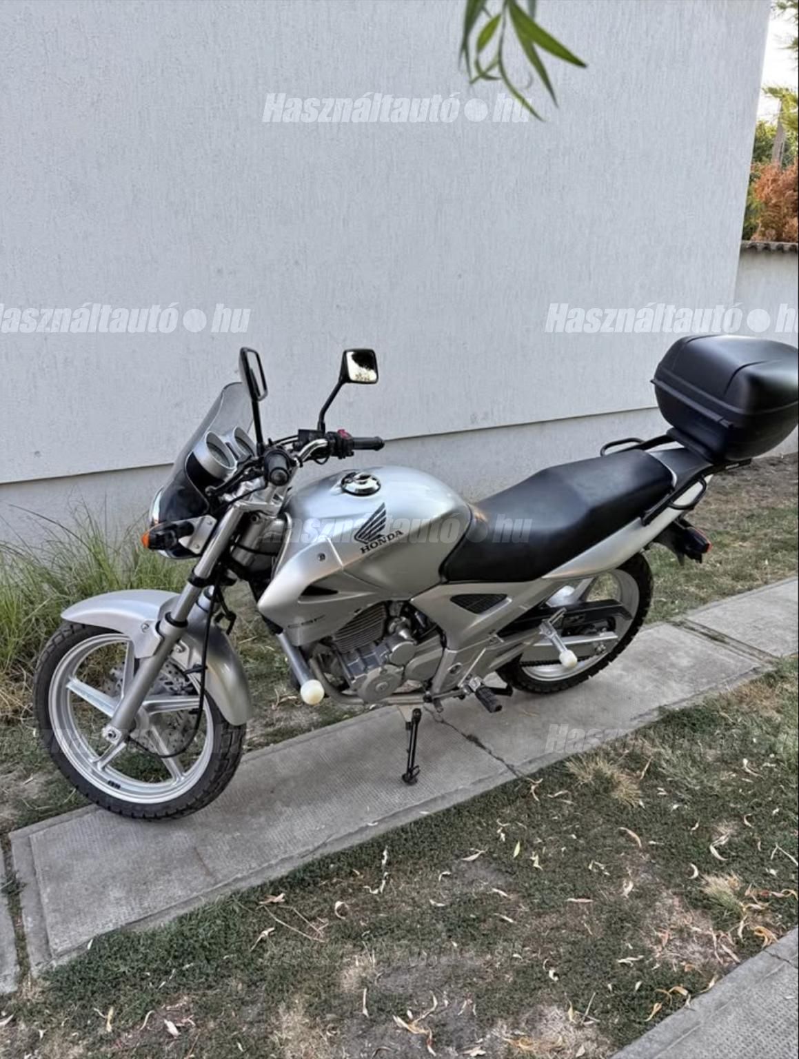HONDA CBF 250 2005 - 1