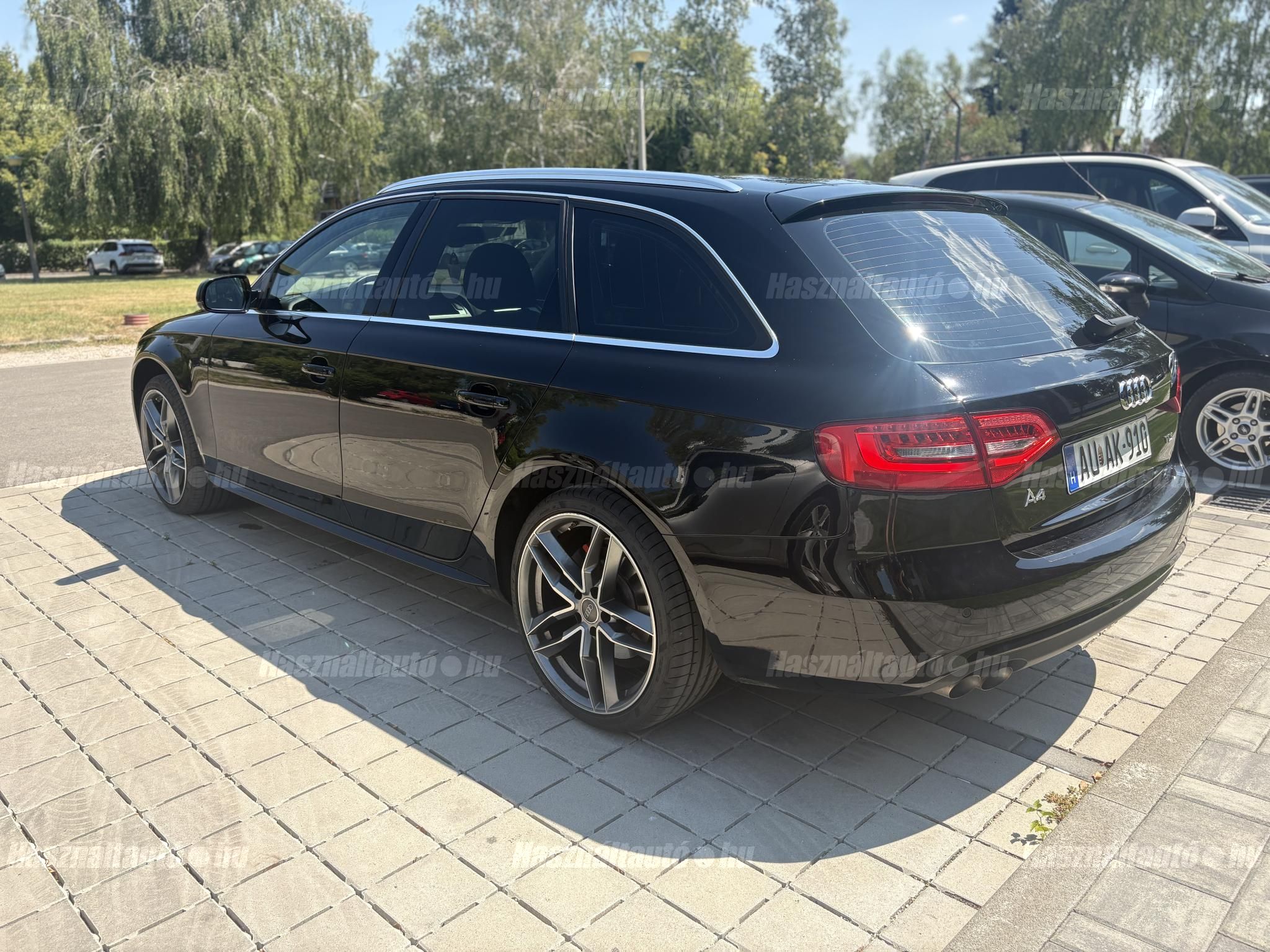 AUDI A4 2012/7 - 1