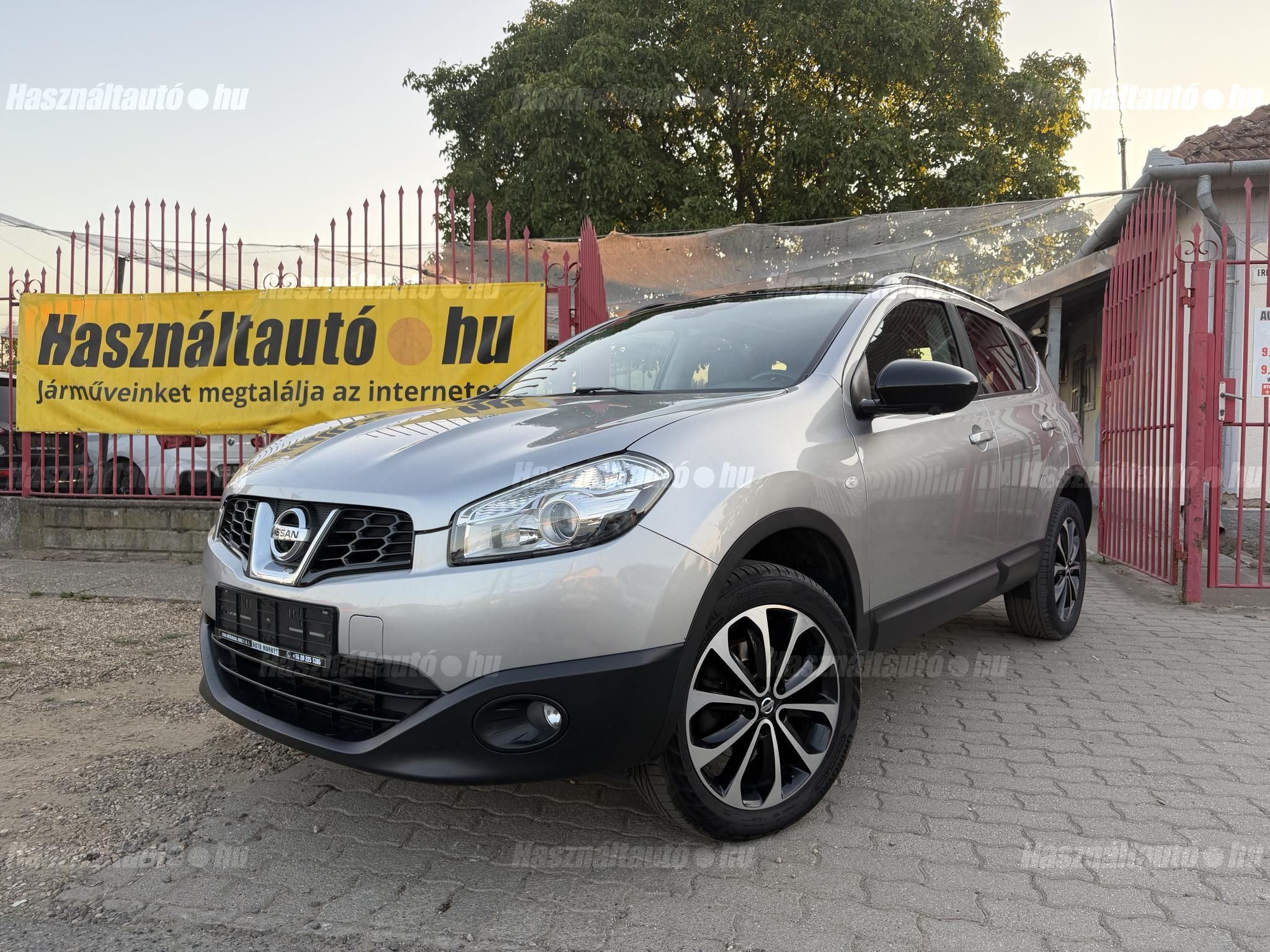 NISSAN QASHQAI 2013/10 - 1