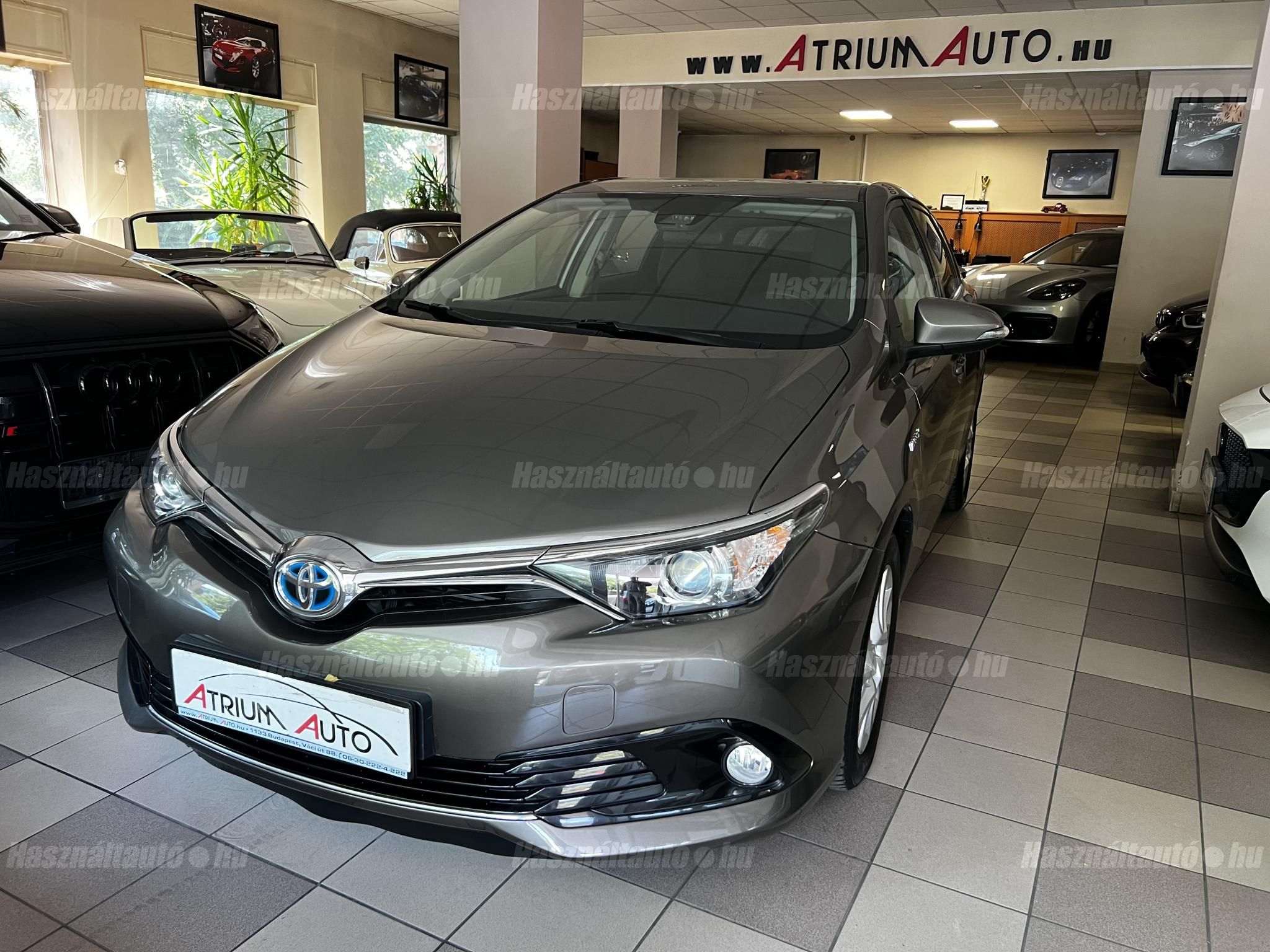 TOYOTA AURIS 2017/10 - 1