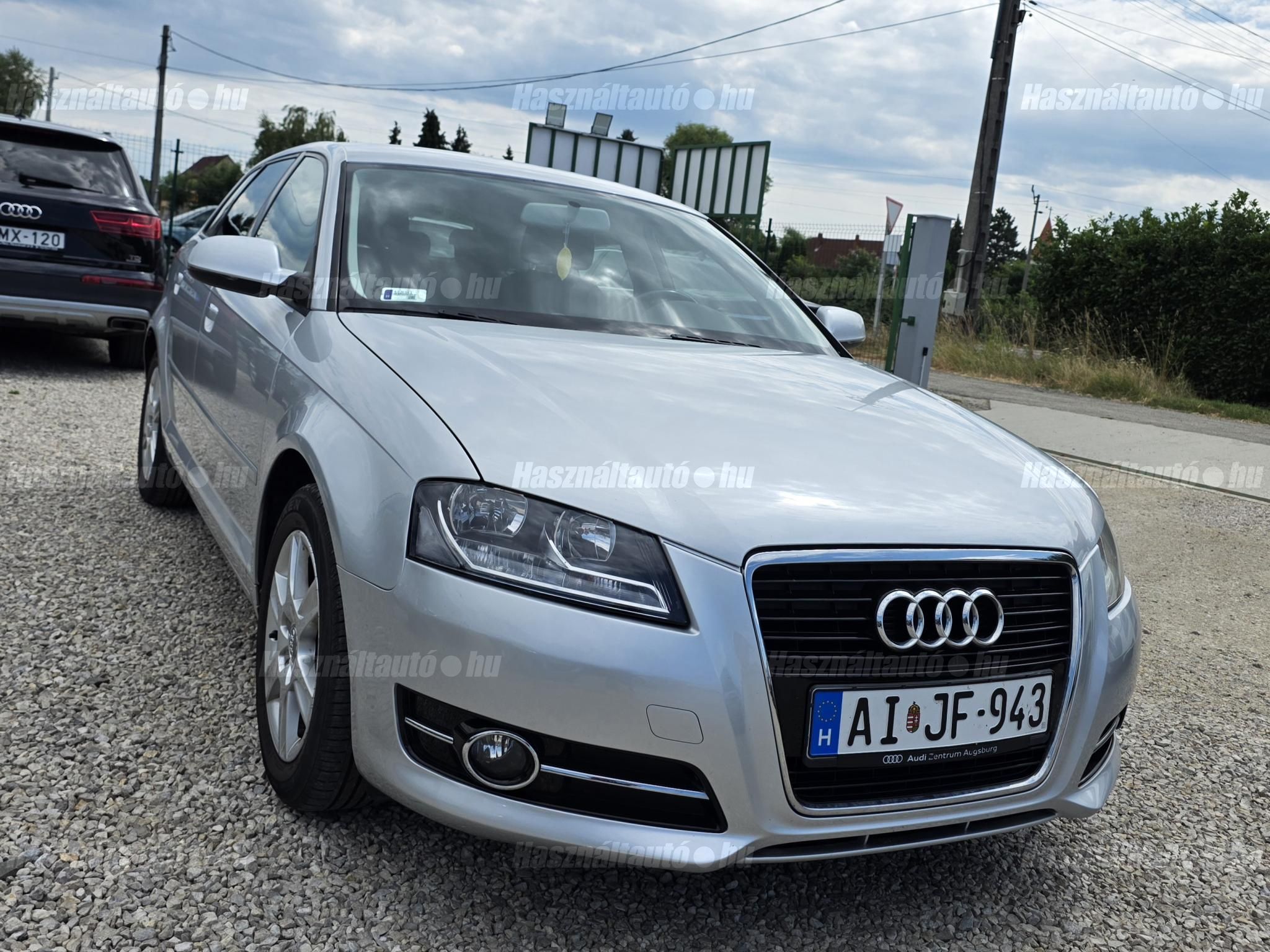 AUDI A3 2011/11 - 1