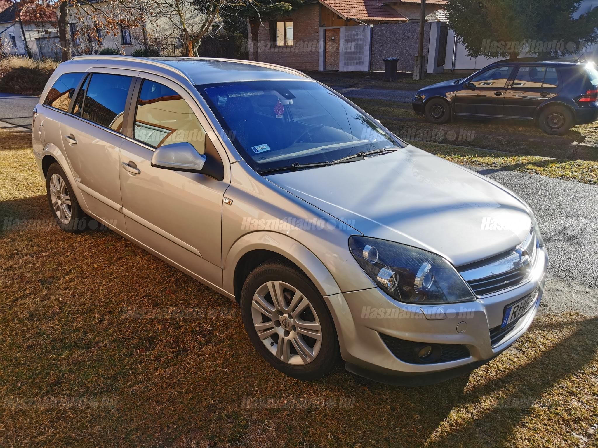 OPEL ASTRA H 2009/11 - 1