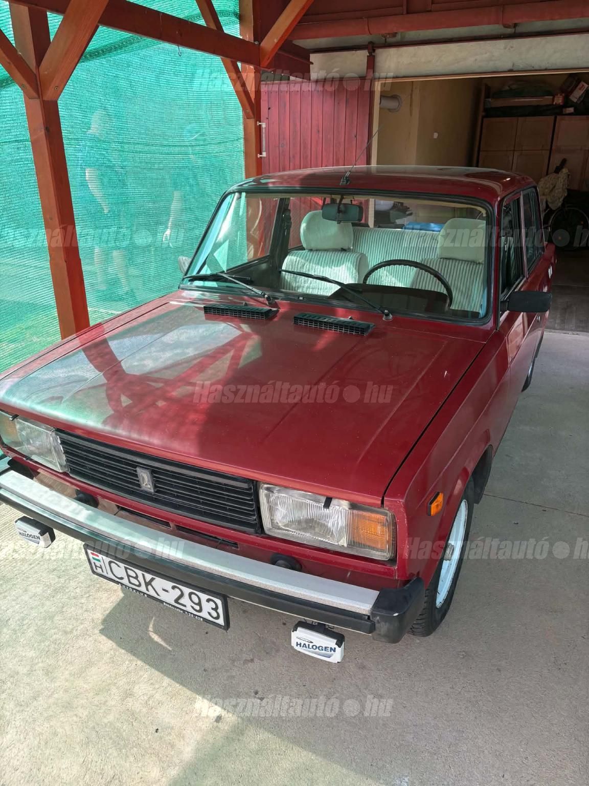 LADA 2105 1990/3 - 1