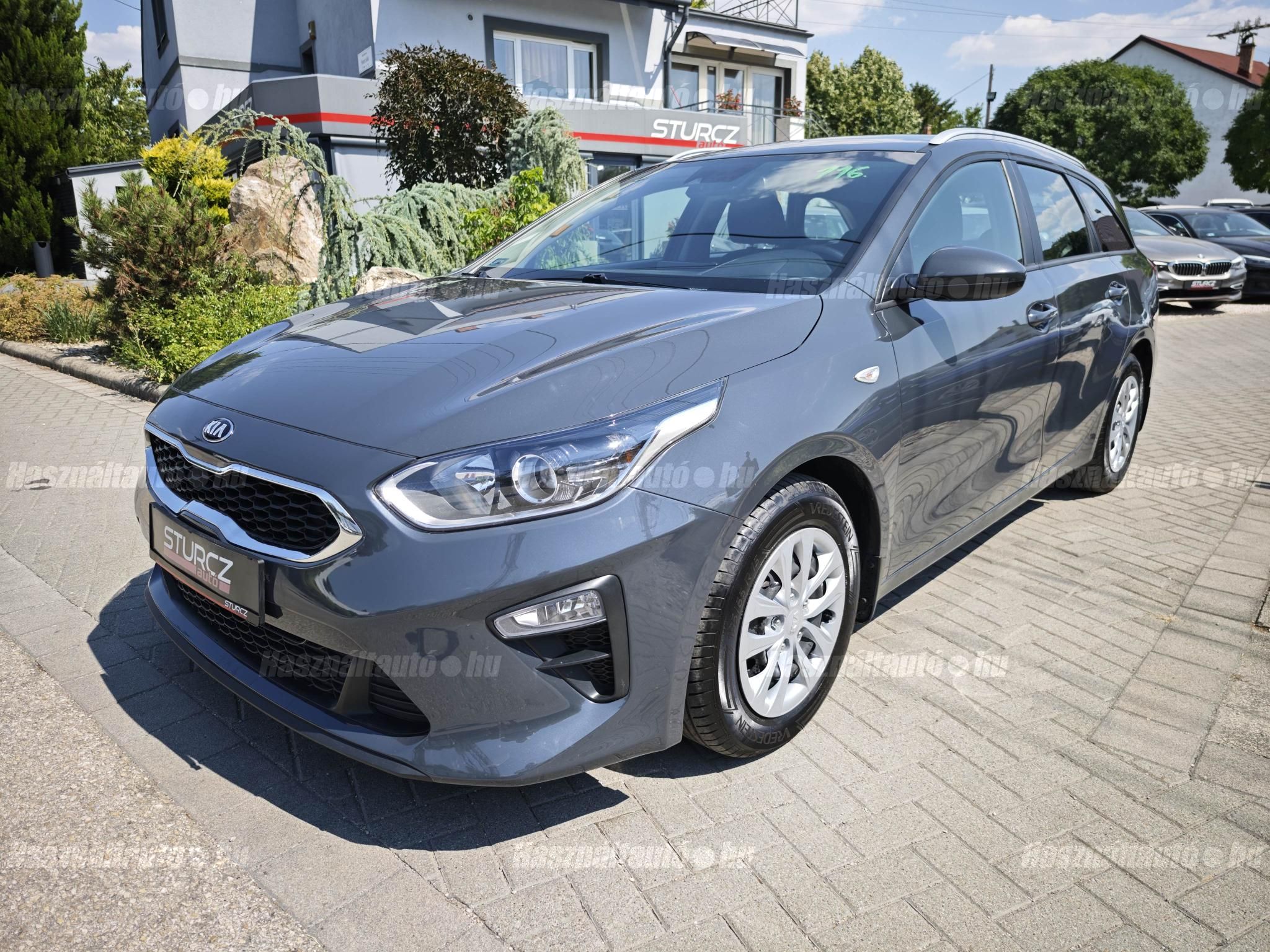 KIA CEE'D 2021/6 - 1