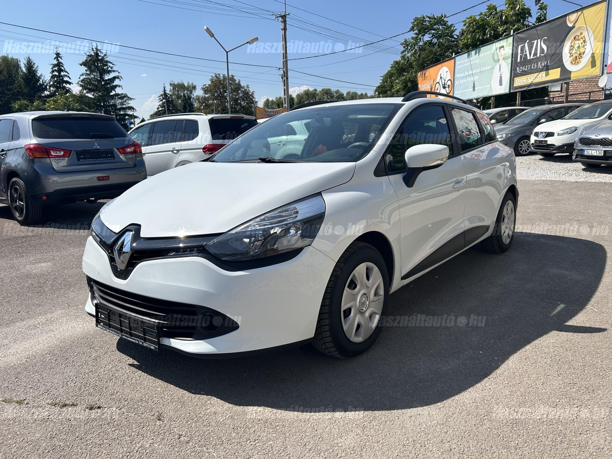 RENAULT CLIO 2014/8 - 1