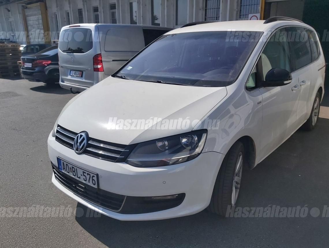 VOLKSWAGEN SHARAN 2012 - 1