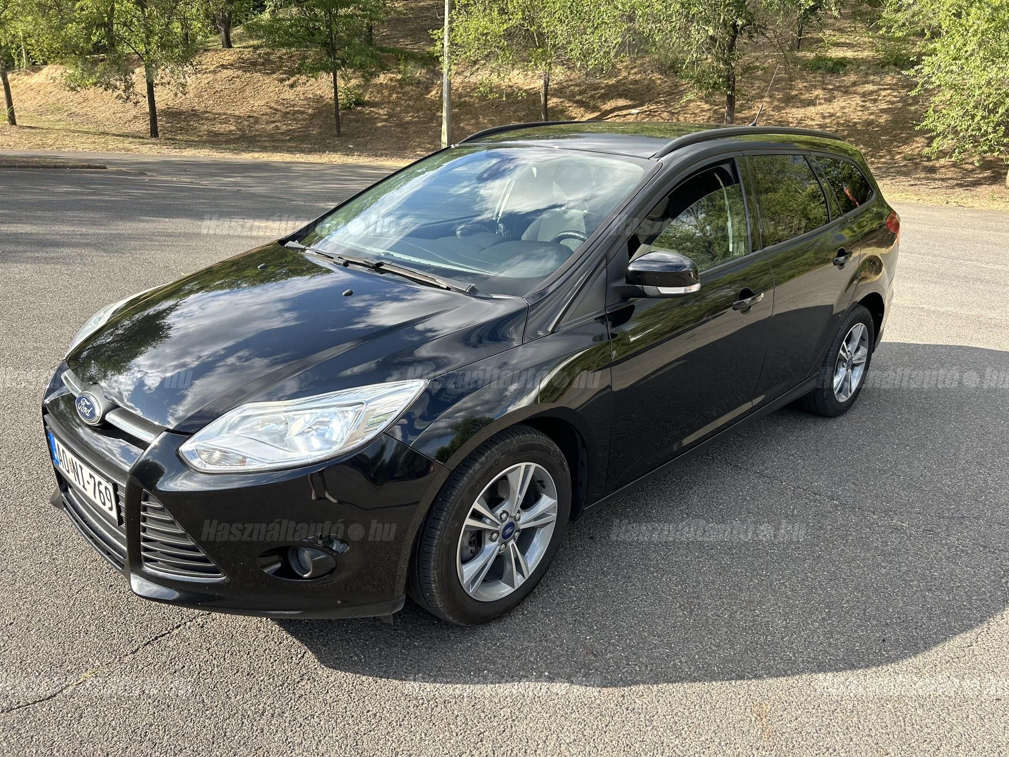 FORD FOCUS 2014/9 - 1