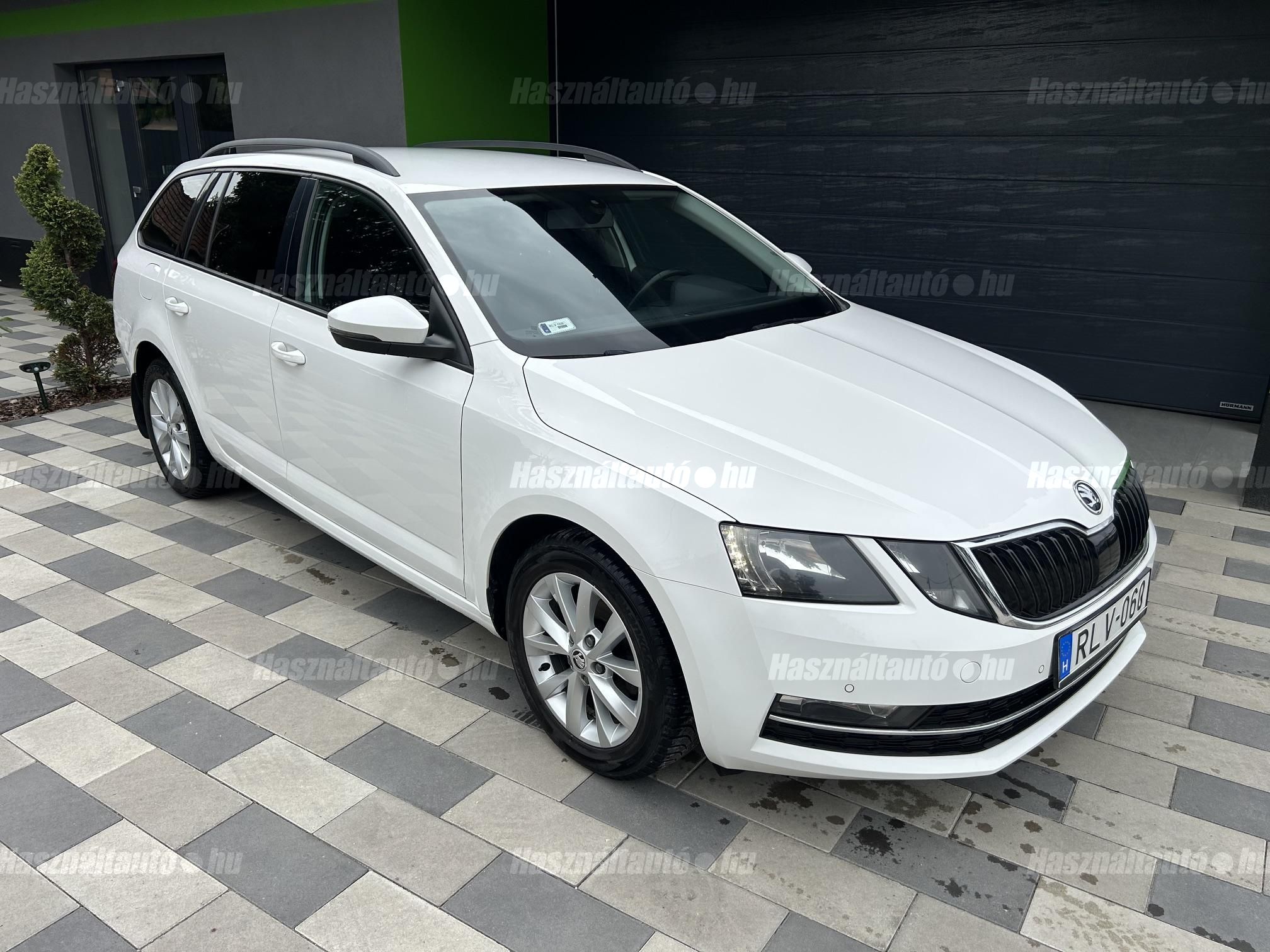 SKODA OCTAVIA 2019 - 1